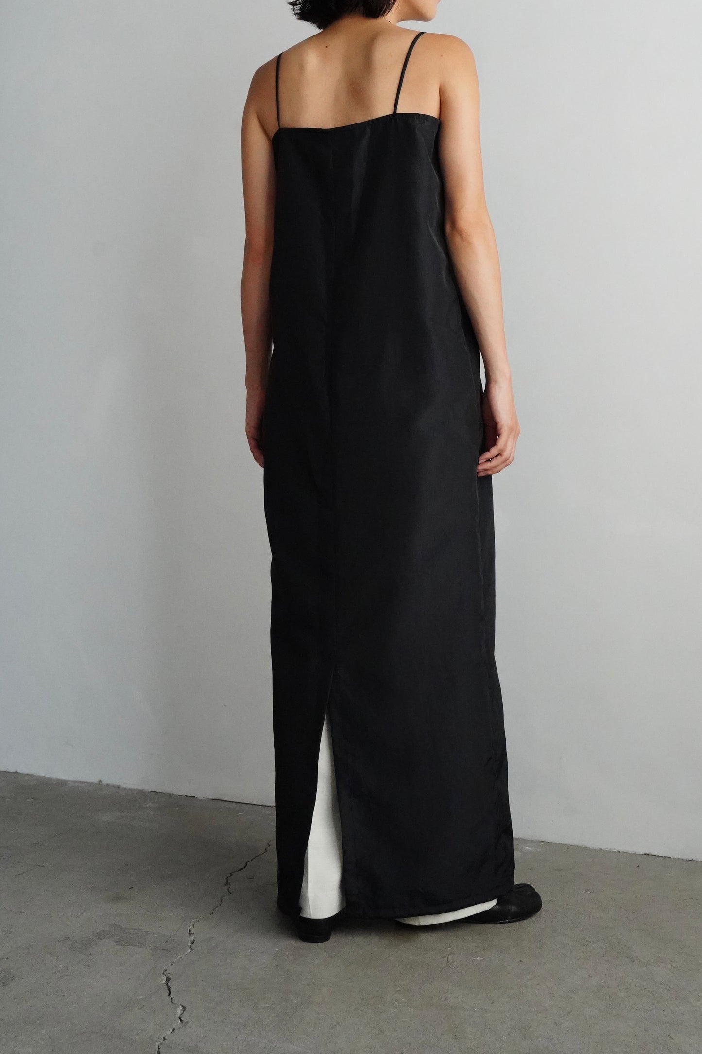 Taffeta Cami Dress / BLACK -9月20-25日発送-