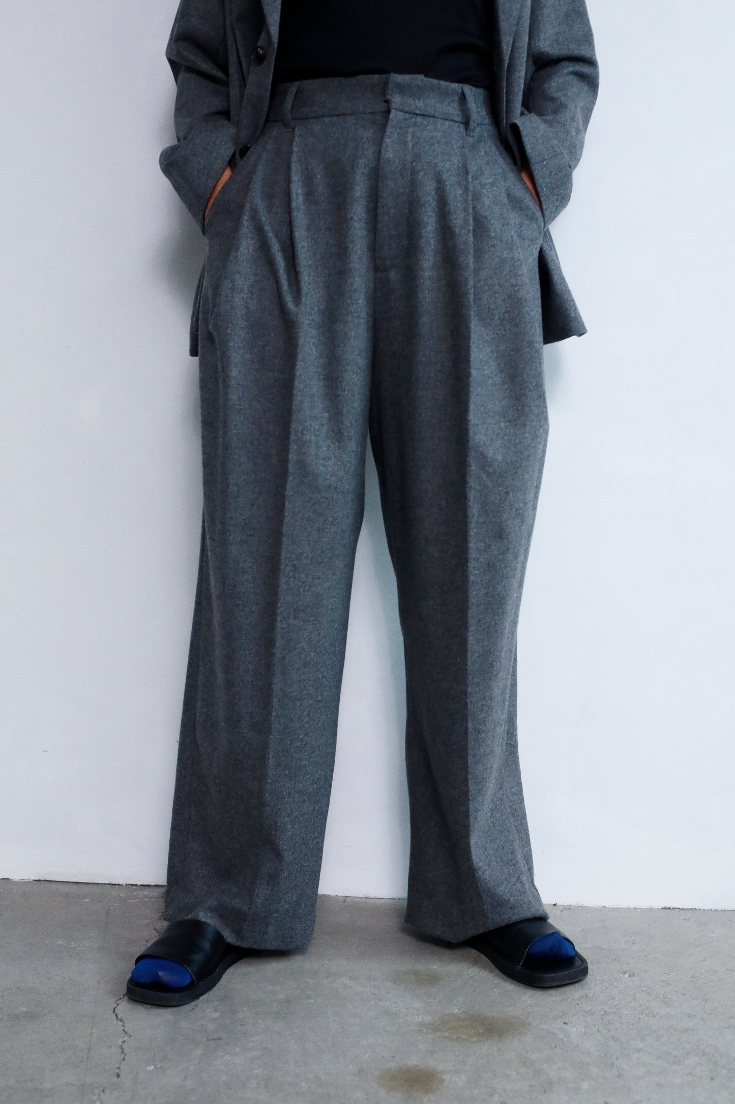Wool Cashmere Pants / GRAY -11月15-20日発送-