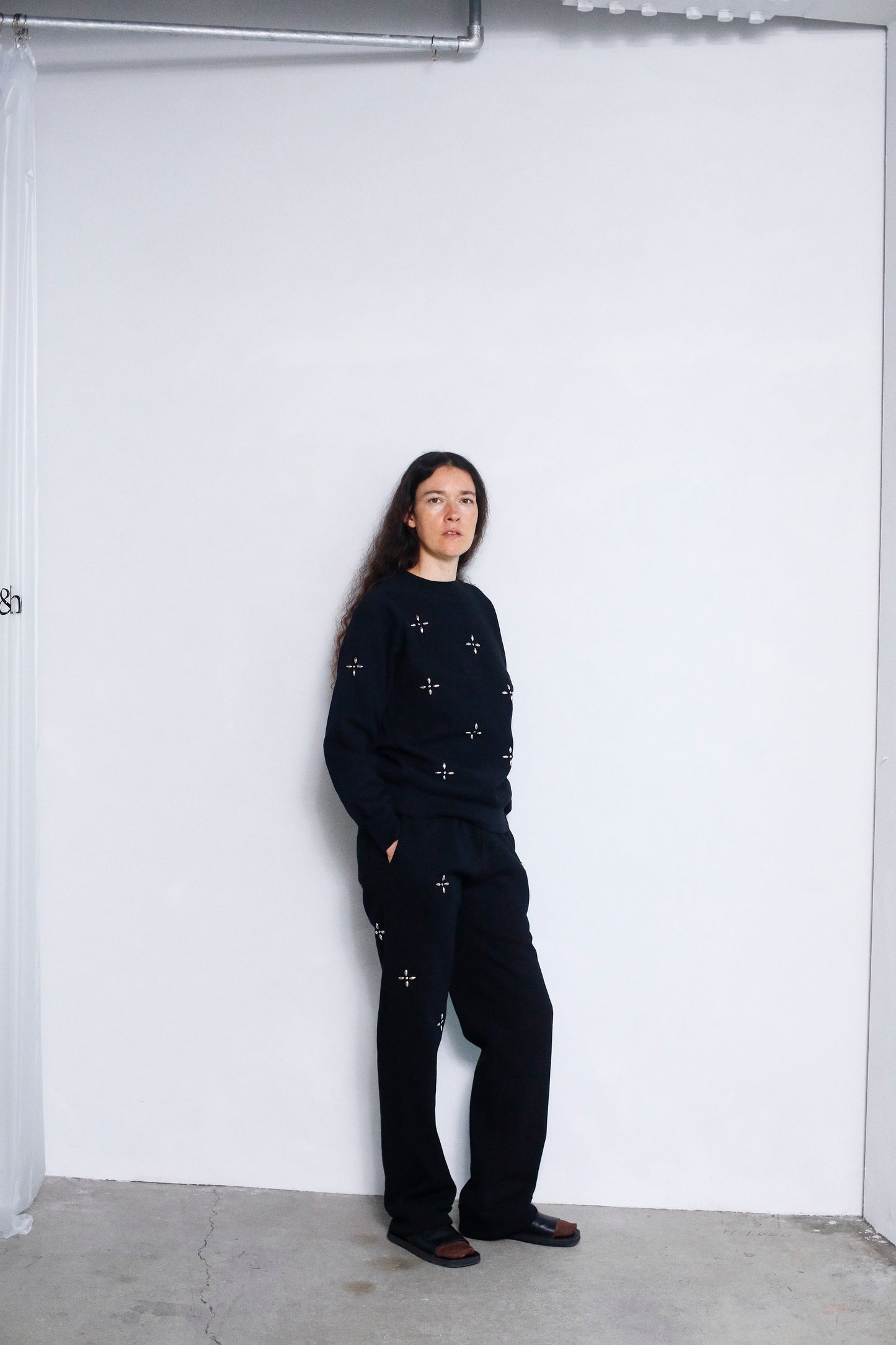 Bijou Sweat Pullover / BLACK -11月22日発送-