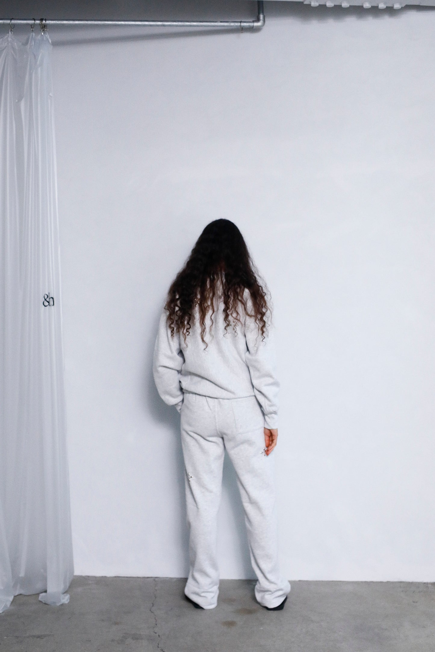 Bijou Sweat Pullover / GRAY -11月15日発送-
