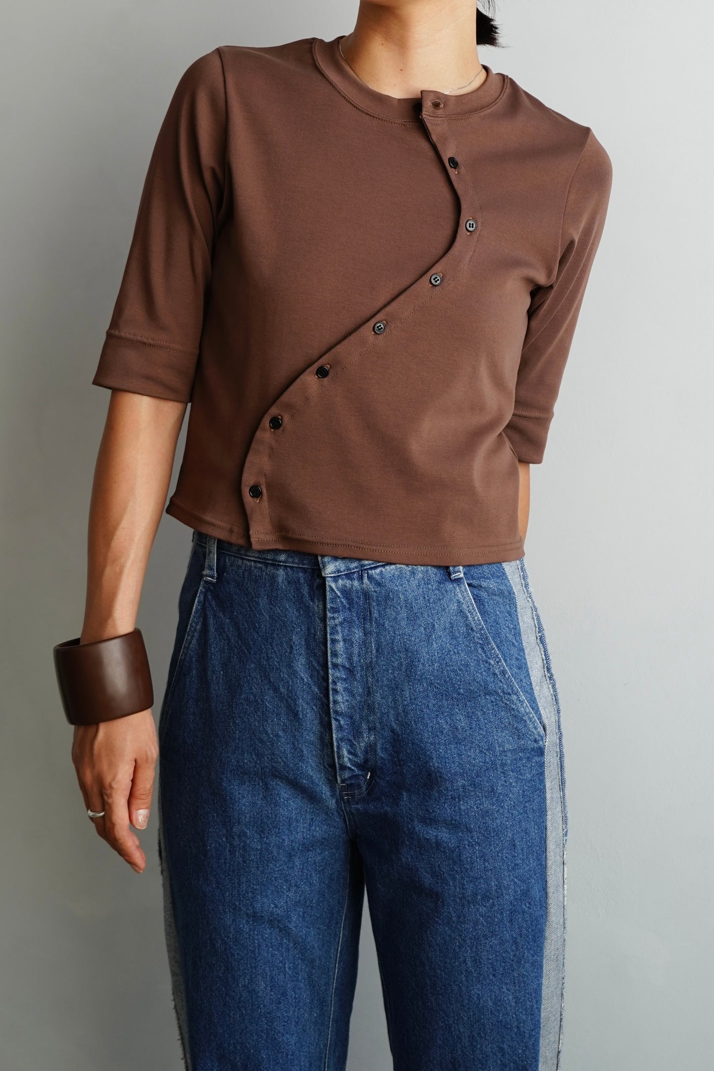 Asymmetric Buttons Cardigan / BROWN