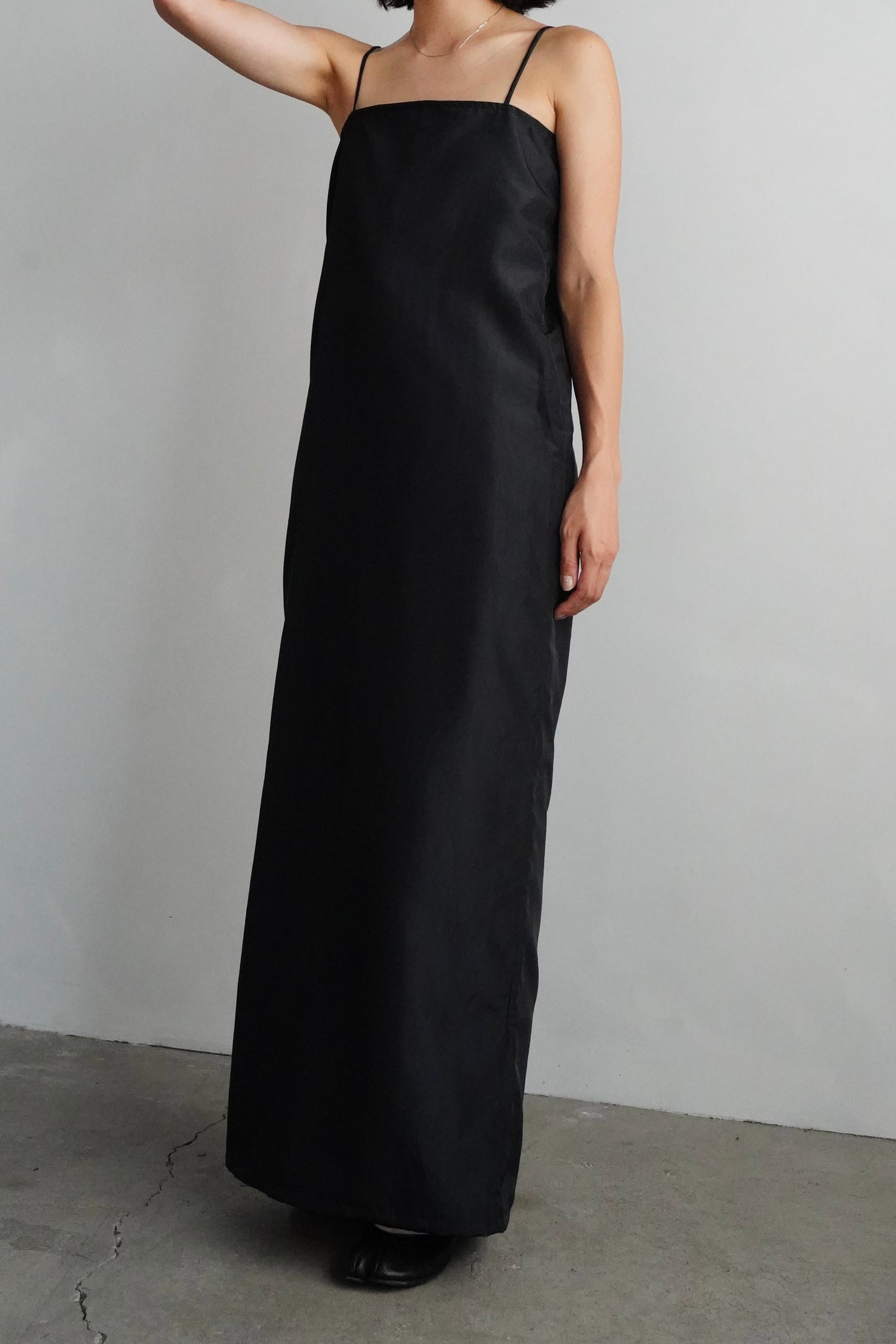 Taffeta Cami Dress / BLACK -9月20-25日発送-