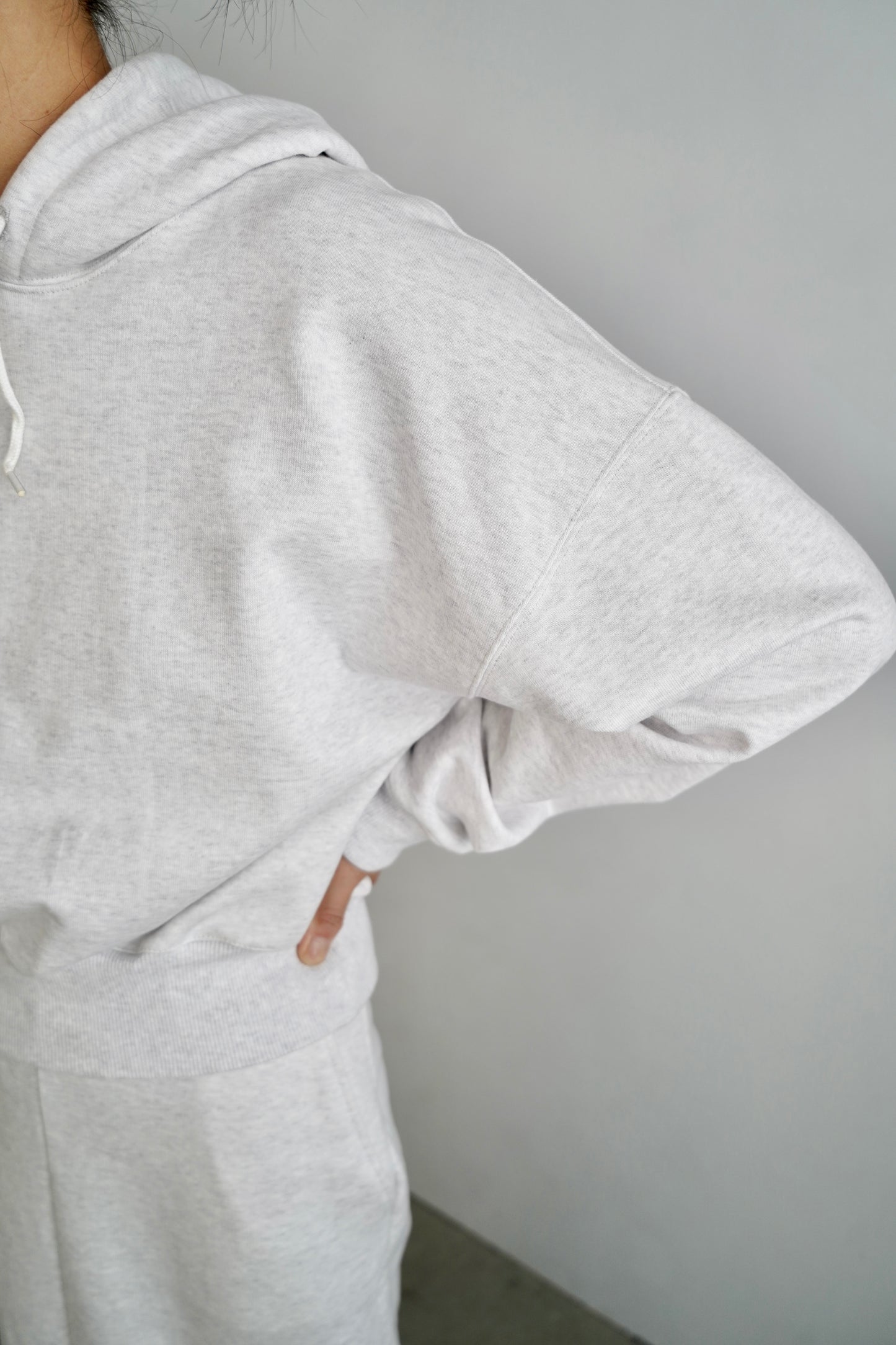 Sweat Hoodie / LIGHTGRAY