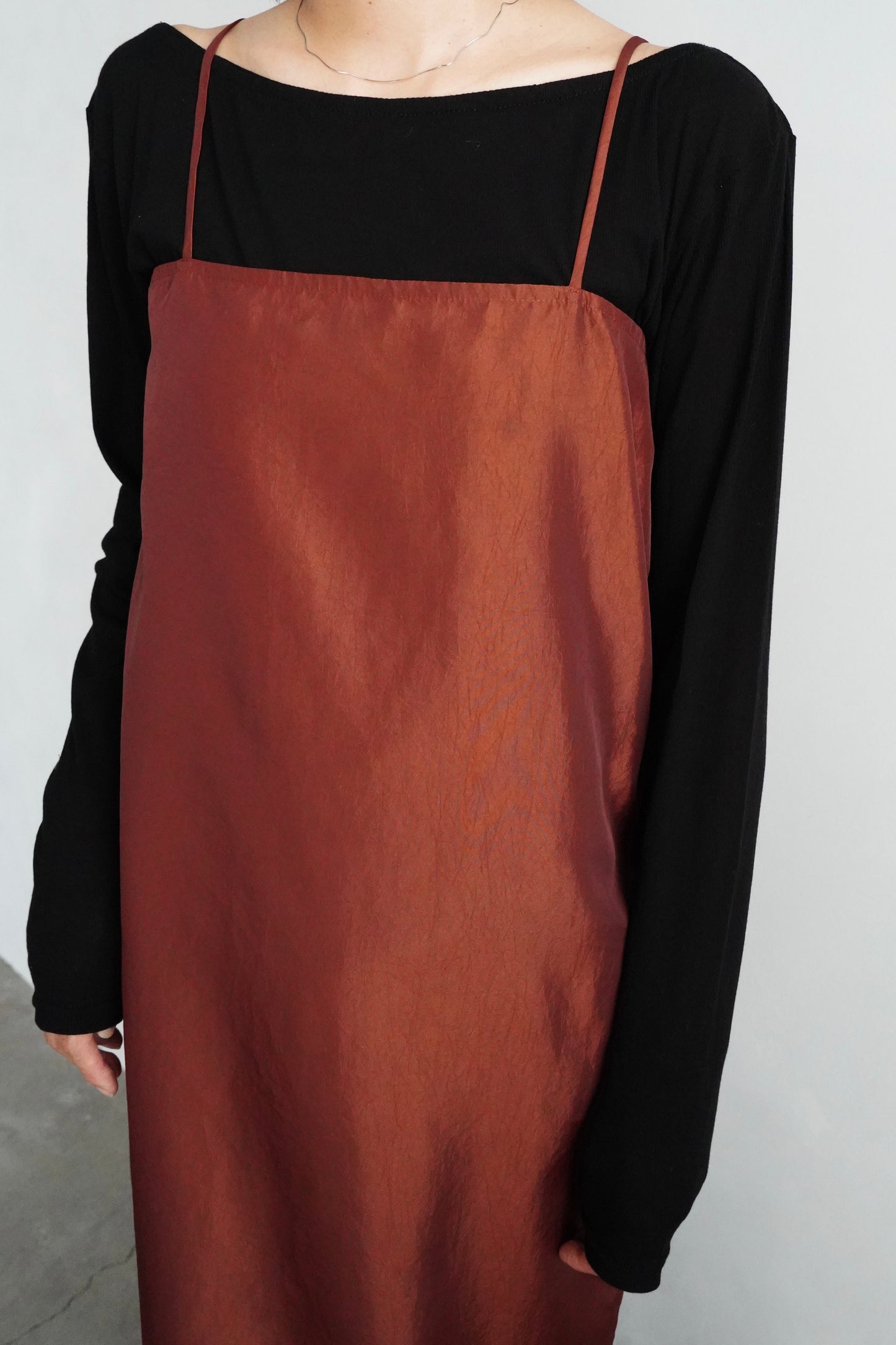 Taffeta Cami Dress / BROWN -9月20-25日発送-