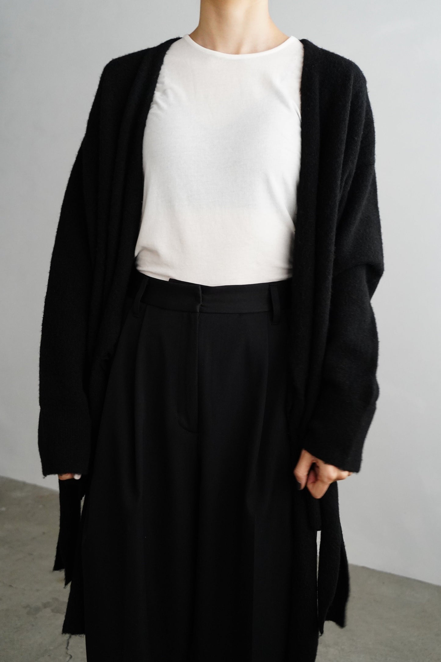 Cachecoeur Knit Cardigan / BLACK