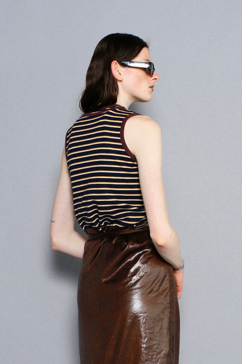 Border Tank / BROWN