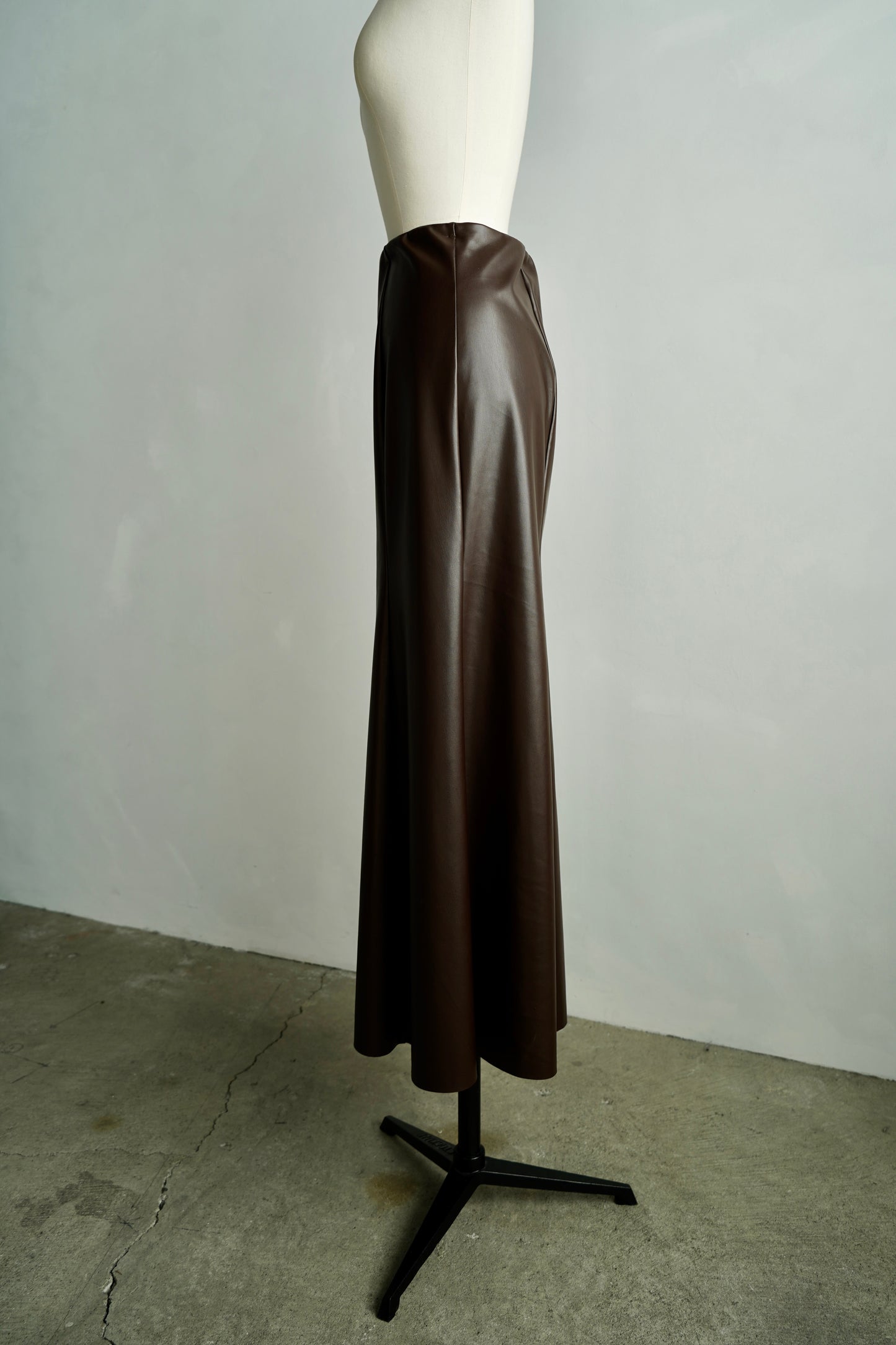 Artileather Draping Skirt / BROWN -1月25日発送-