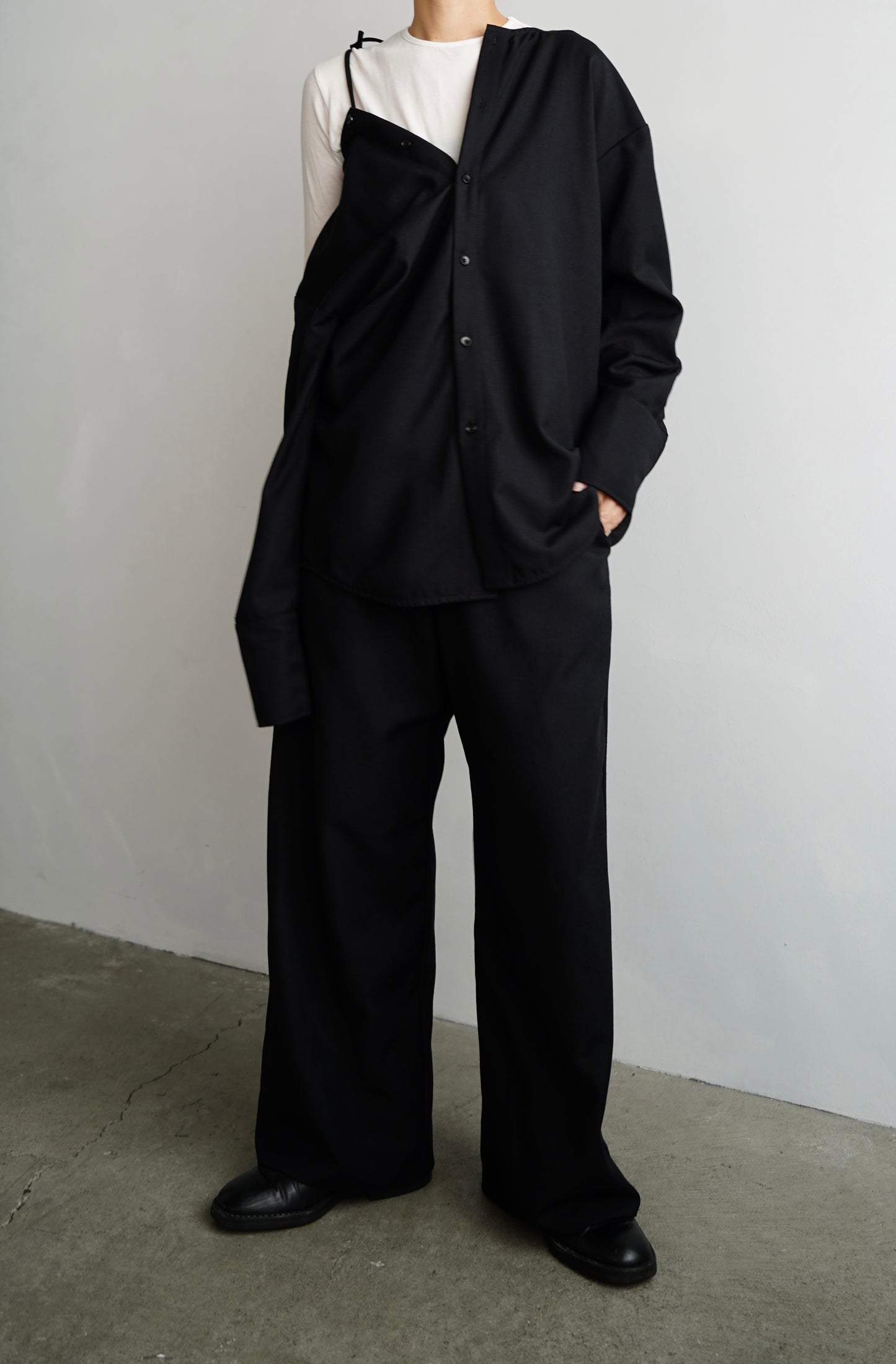 Tack Pants / BLACK -9月20−25日発送-