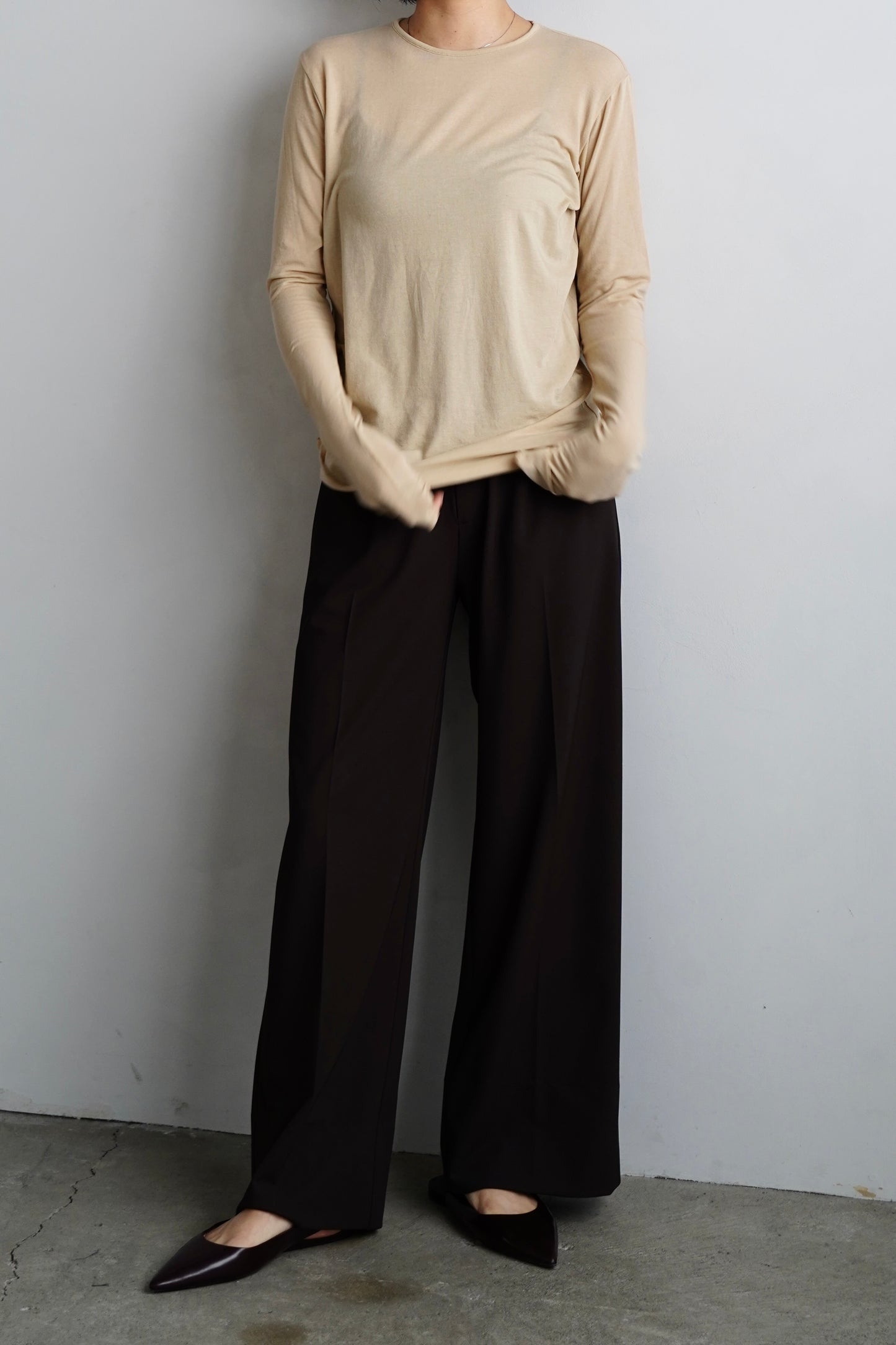 Powdery Crewneck Cutsew / BEIGE