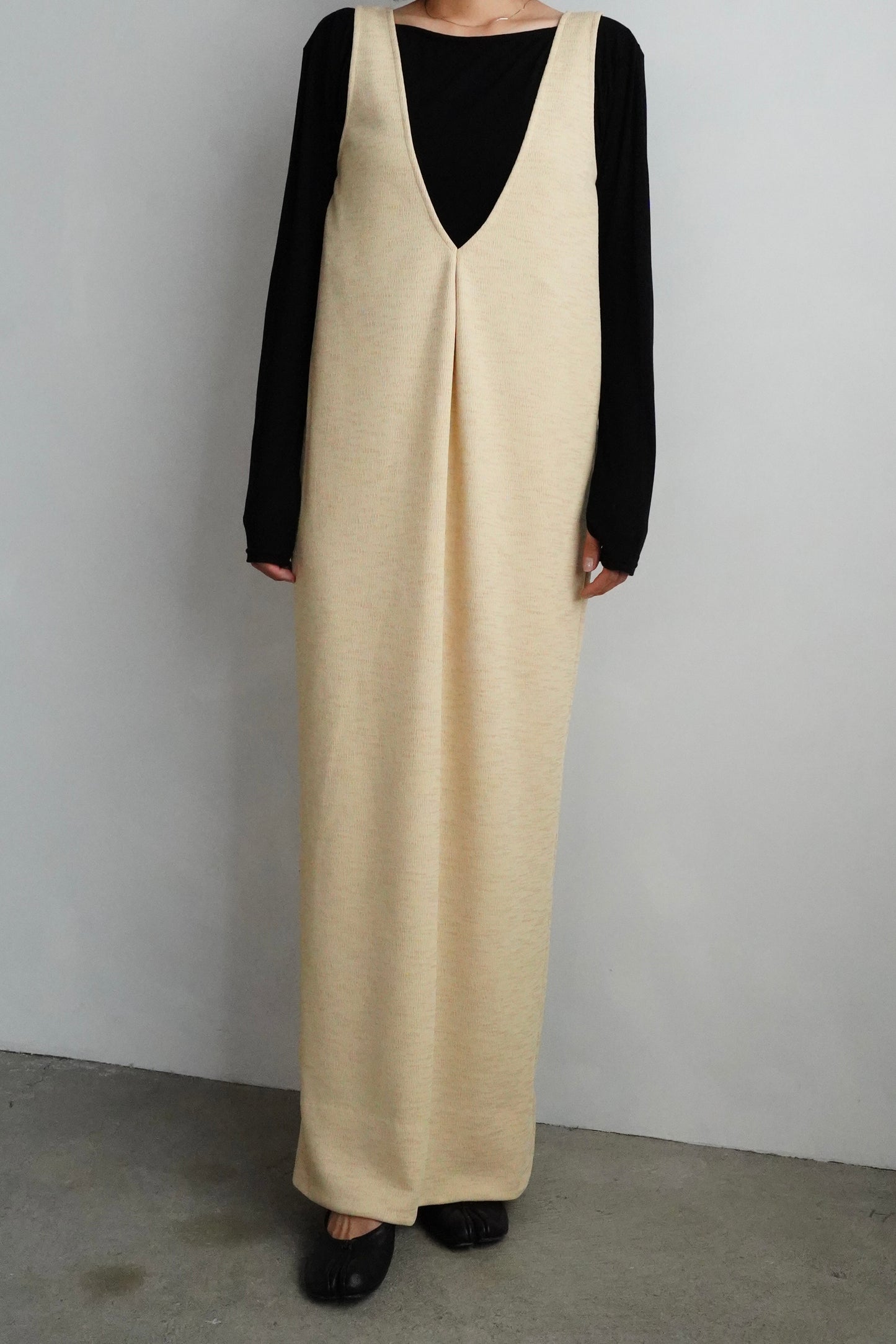 Vneck Jersey Dress / BAMBOO -9月15-20日発送-