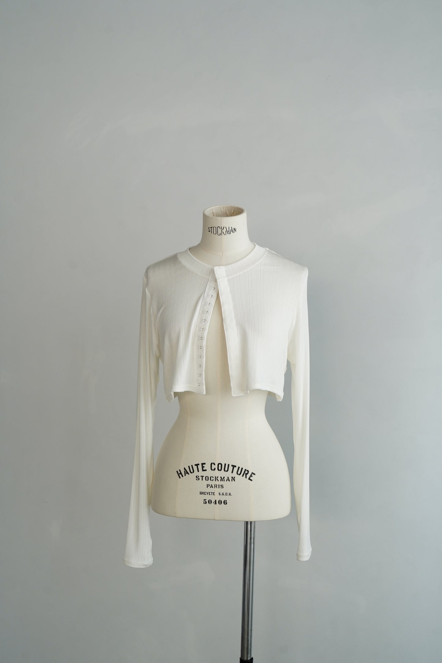 Short Cardigan / WHITE -6月25日発送-