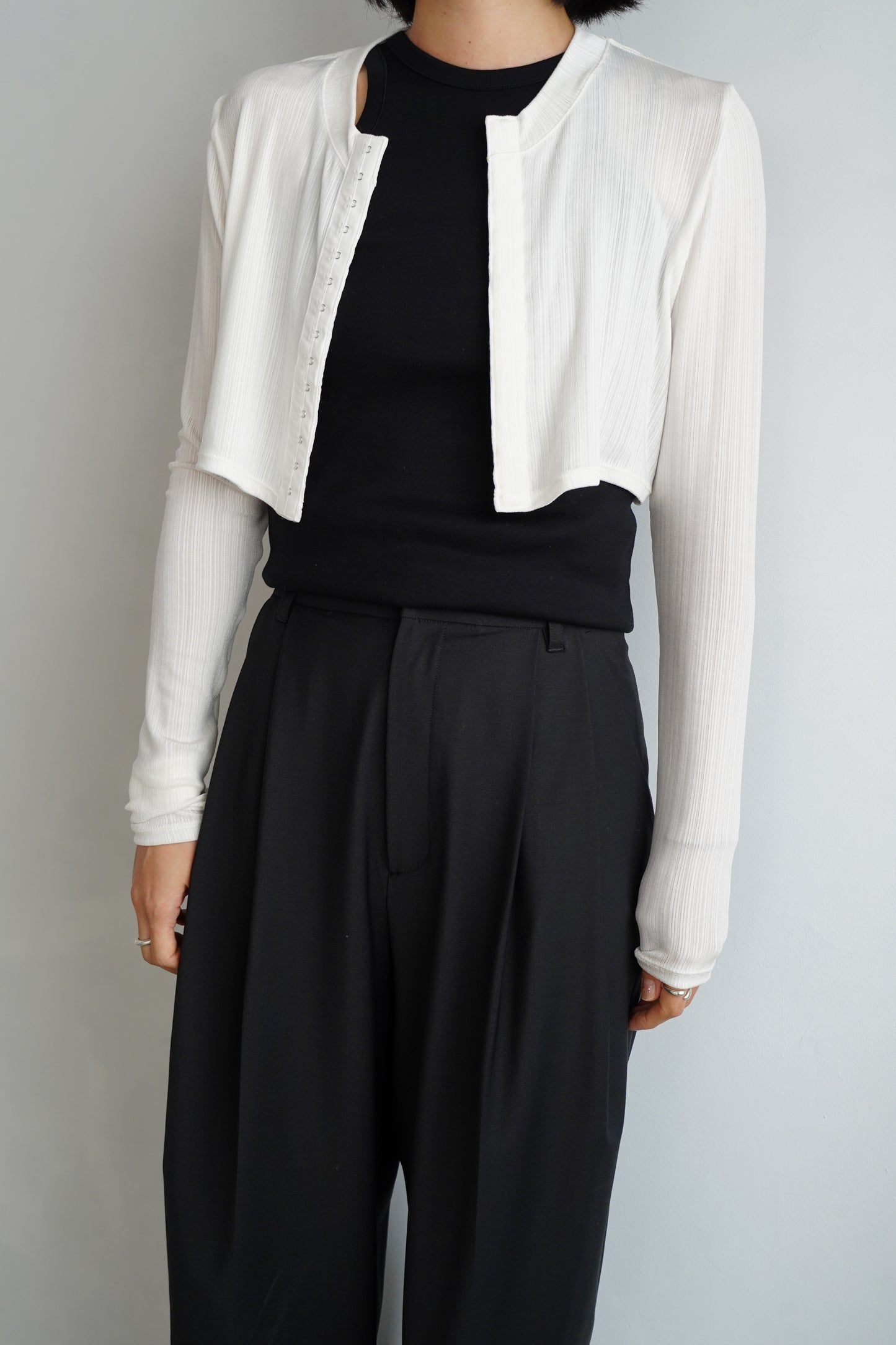 Short Cardigan / WHITE -6月25日発送-