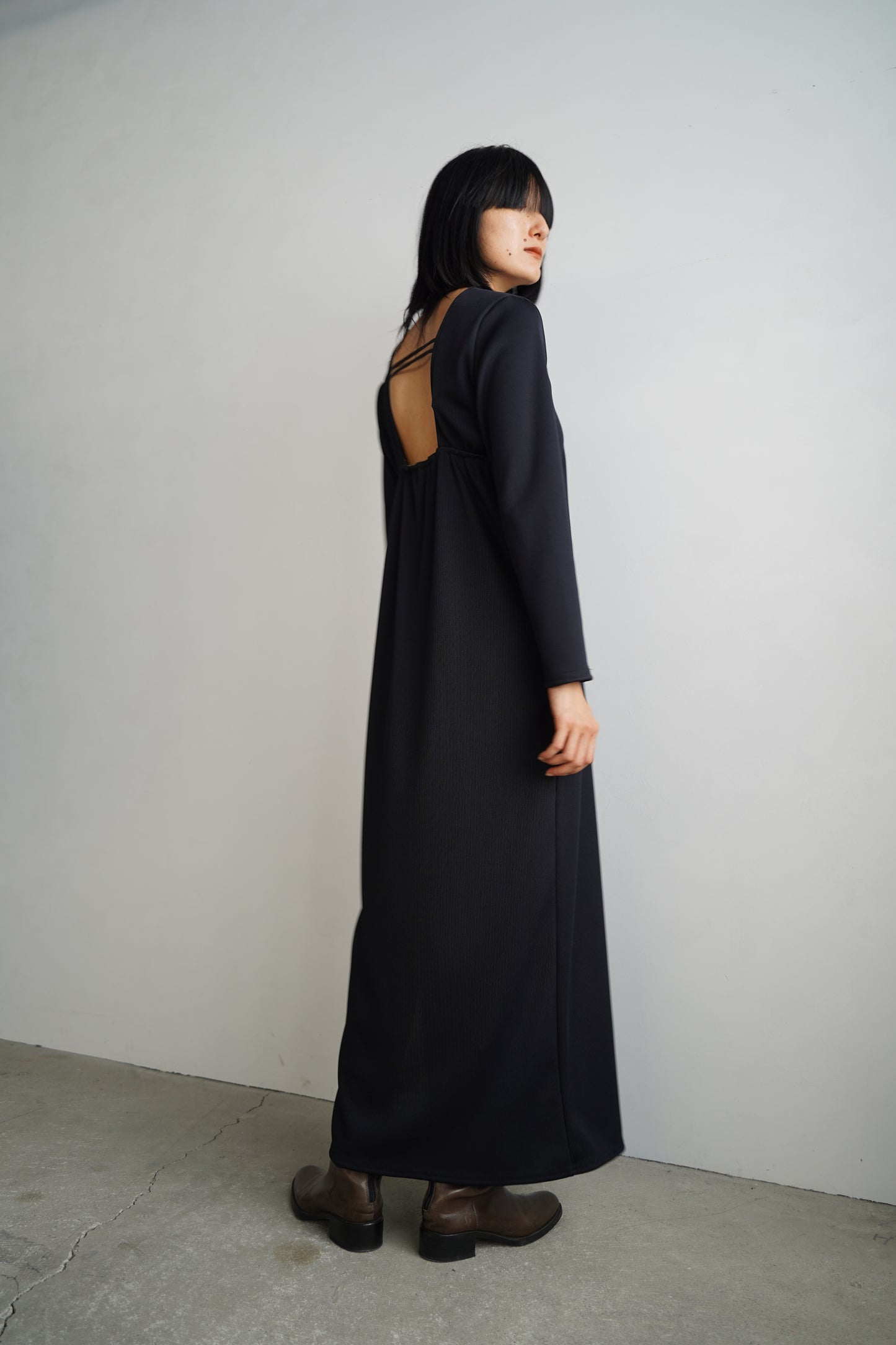 Backopen Rib Onepiece / BLACK