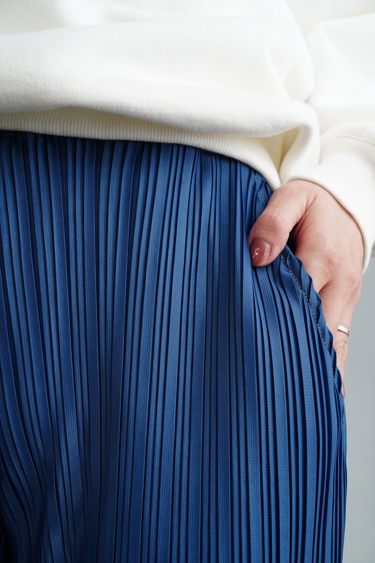 Pleats Wrap Skirt Pants / BLUE