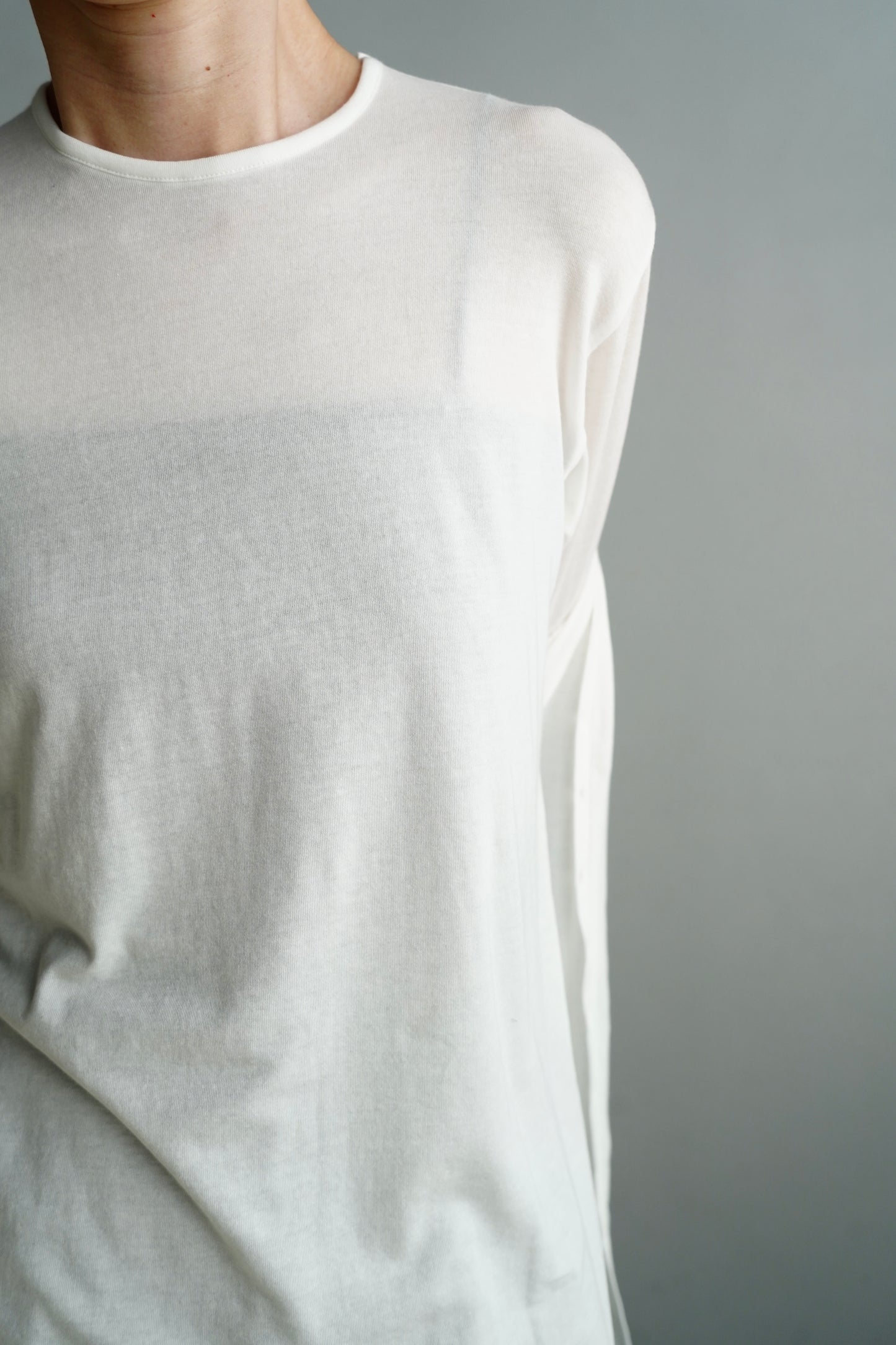 Powdery Pullover / WHITE