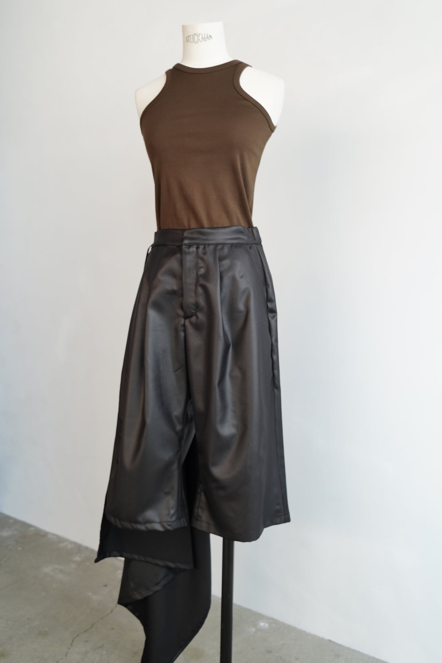Middle Skirt Pants / BLACK -1月9日発送-