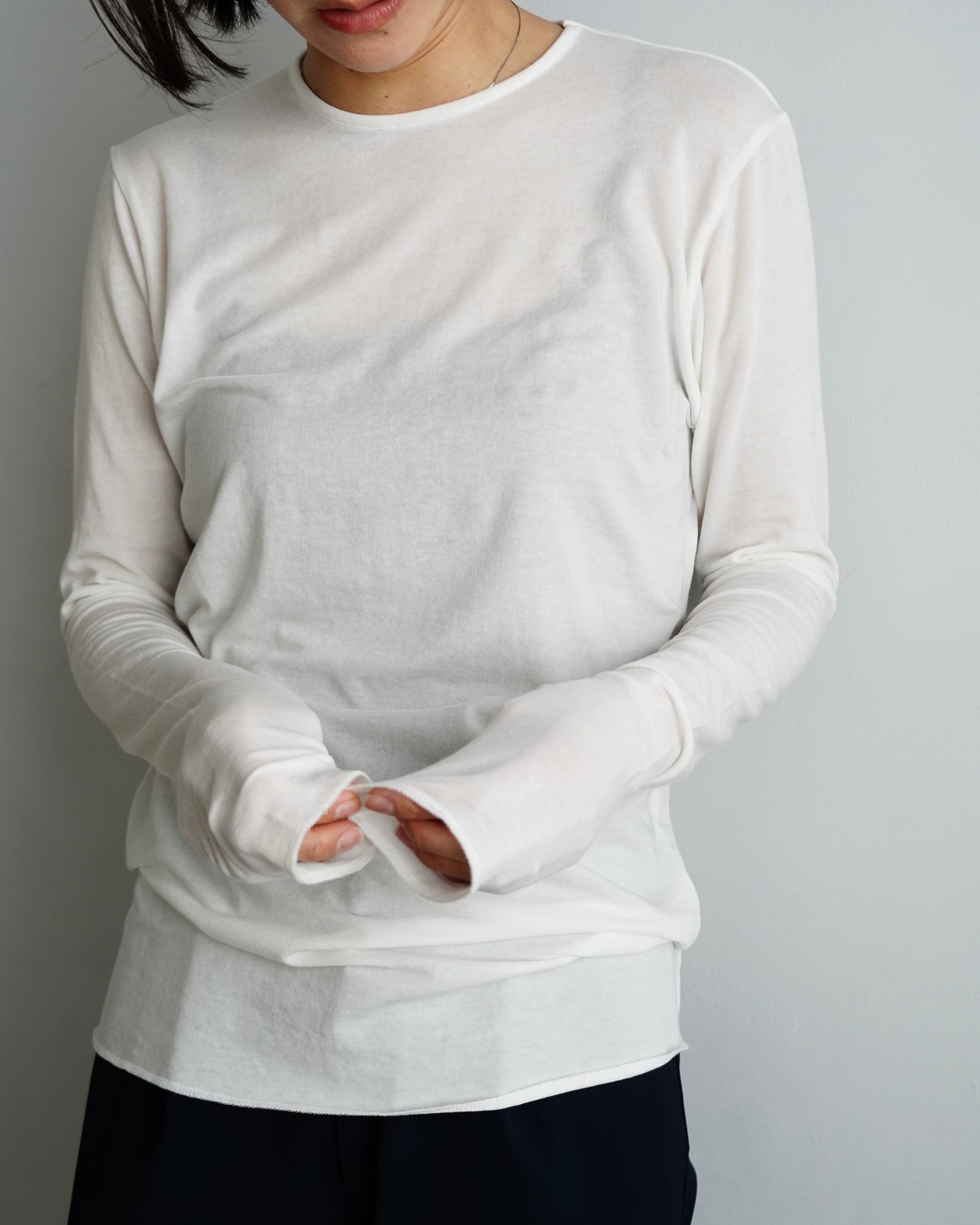 Powdery Pullover / WHITE