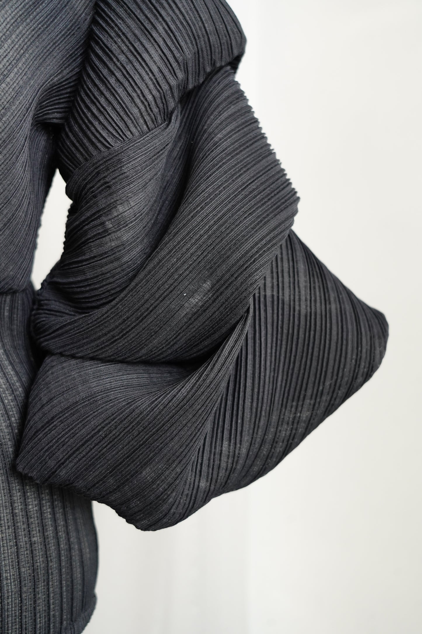 Pleats Tops / BLACK -8月20-22日発送-【7月18日12時までの期間限定販売】