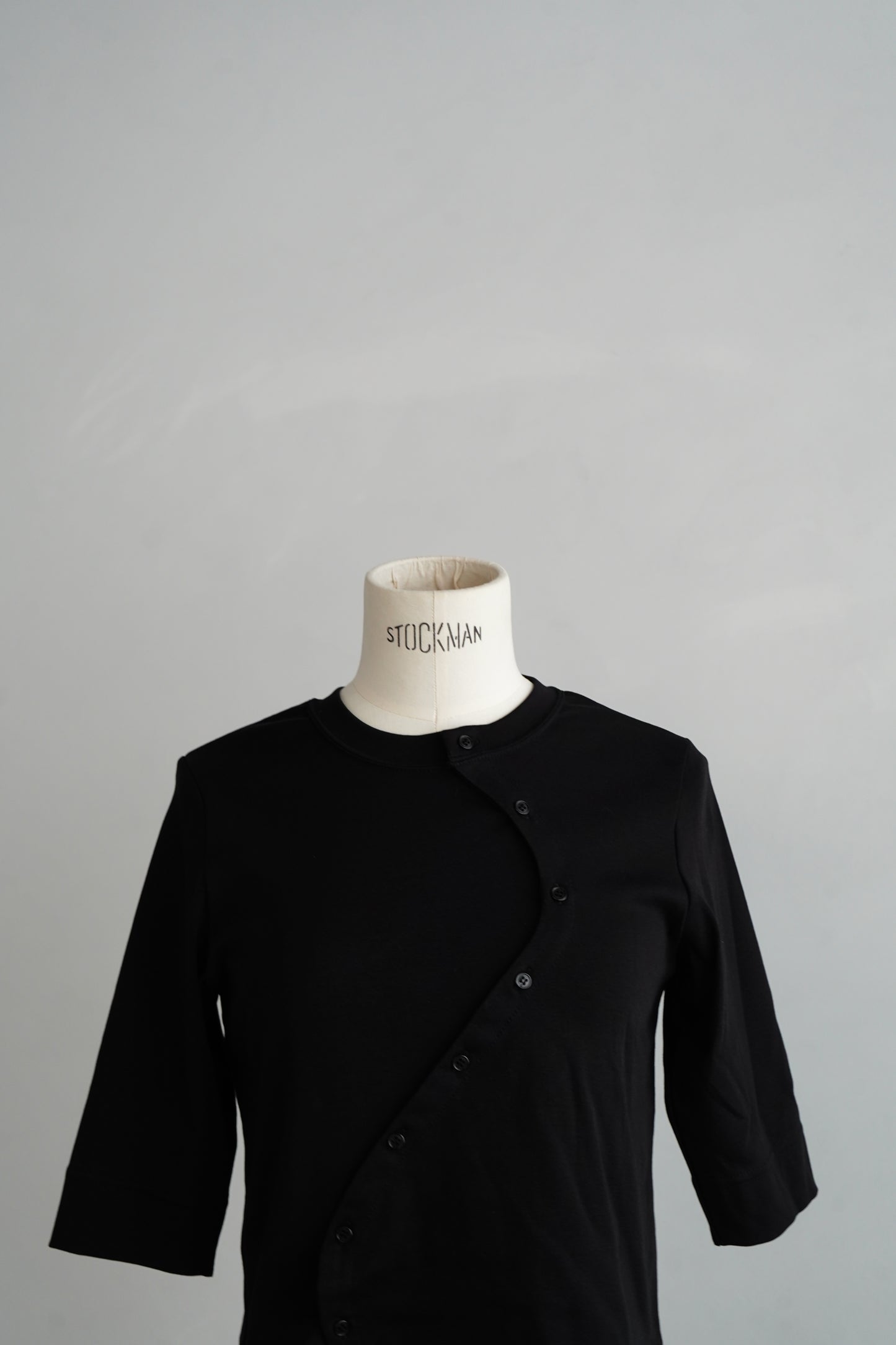 Asymmetric Buttons Cardigan / BLACK
