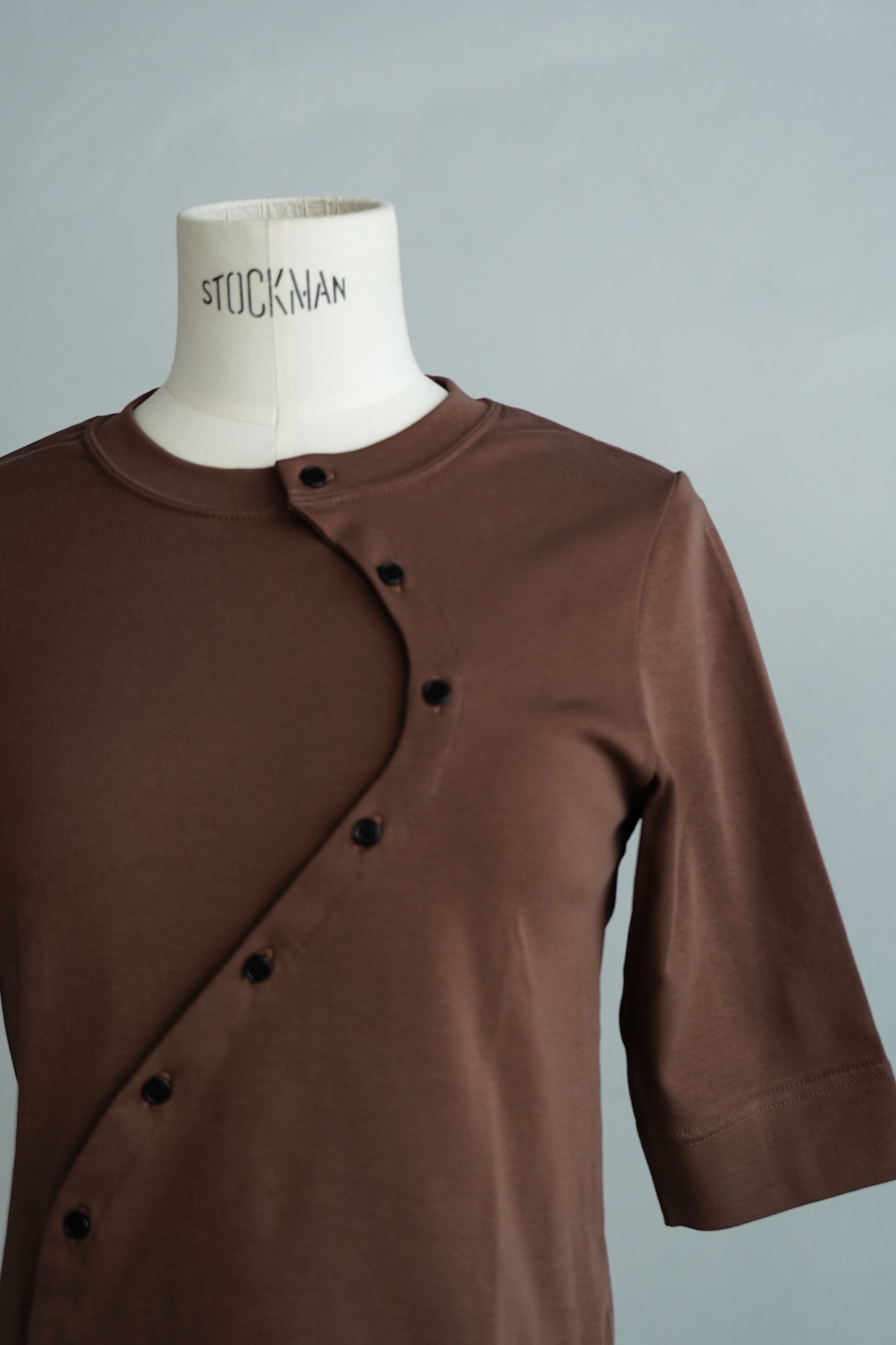 Asymmetric Buttons Cardigan / BROWN