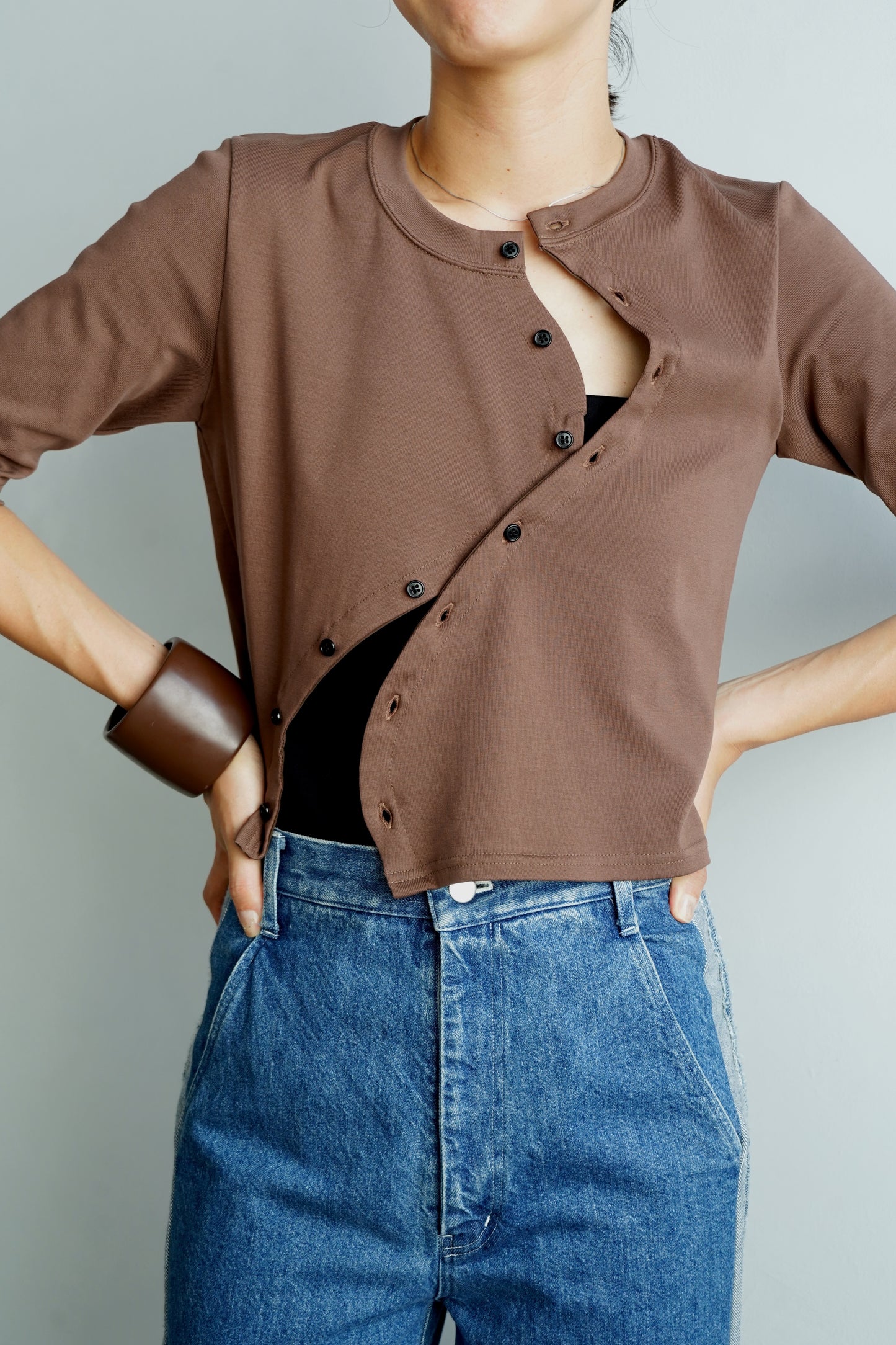 Asymmetric Buttons Cardigan / BROWN