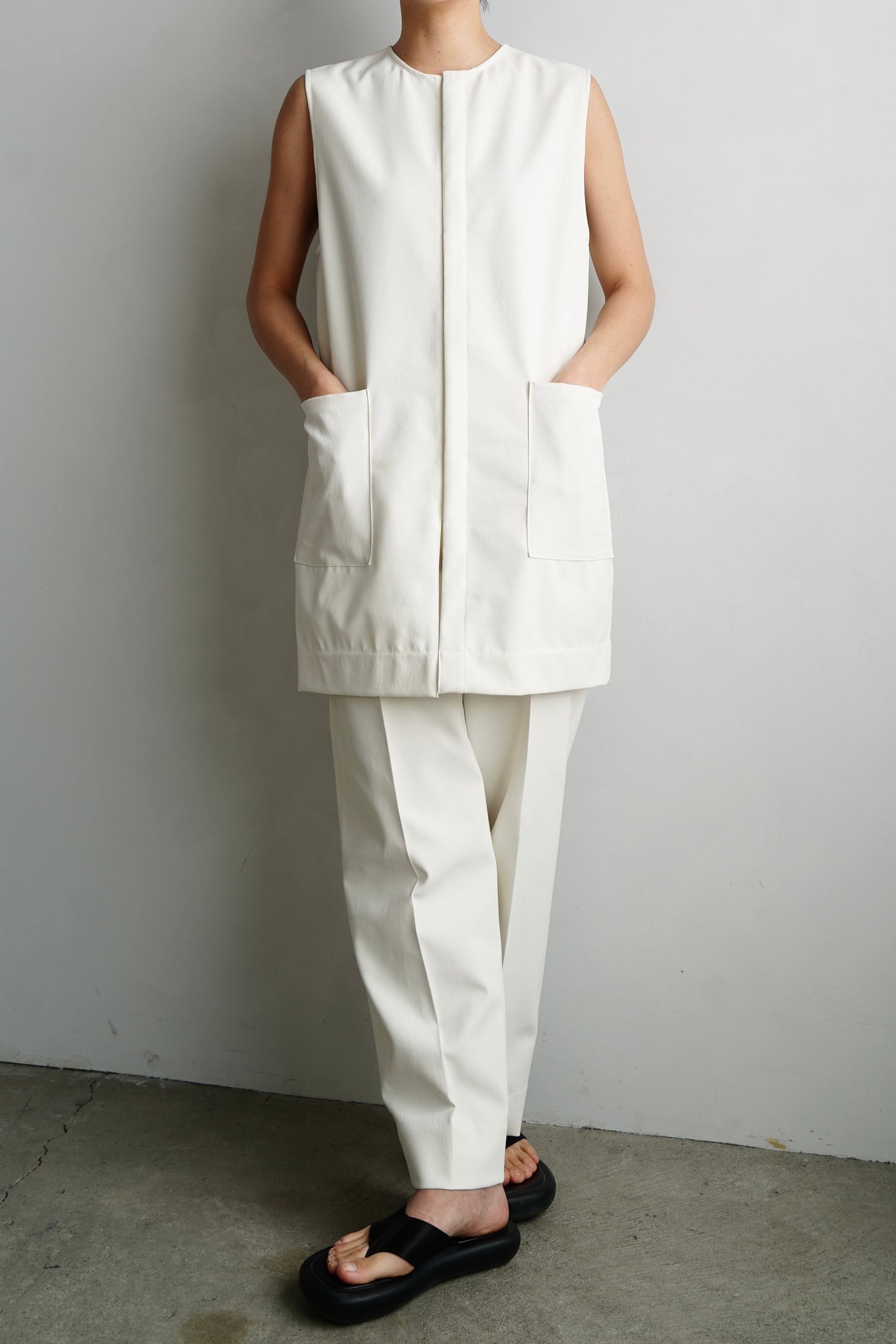 Zip Vest / WHITE -4月中旬発送-