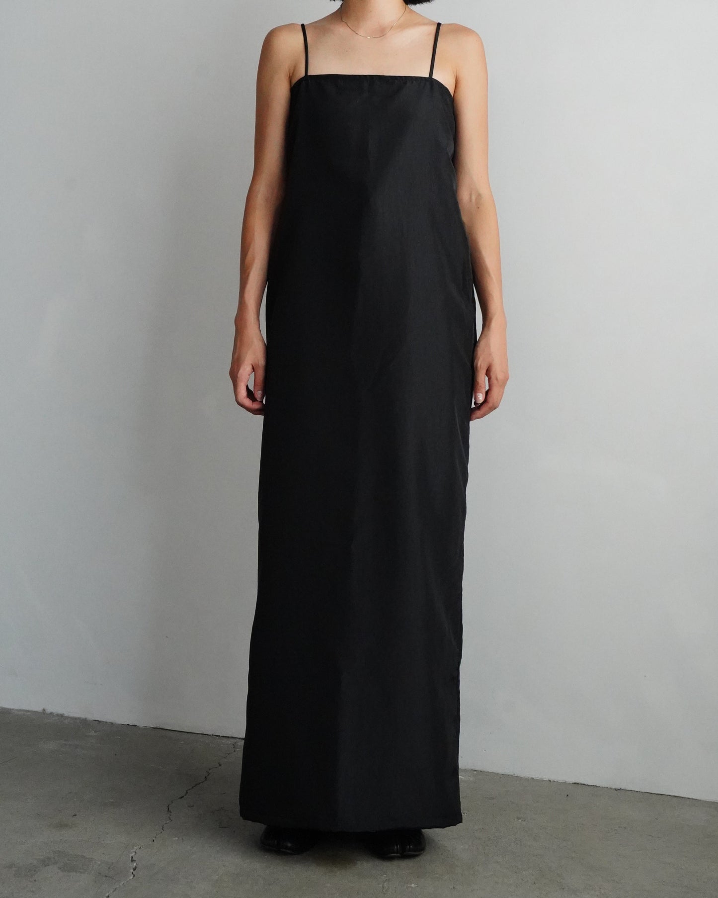 Taffeta Cami Dress / BLACK -9月20-25日発送-