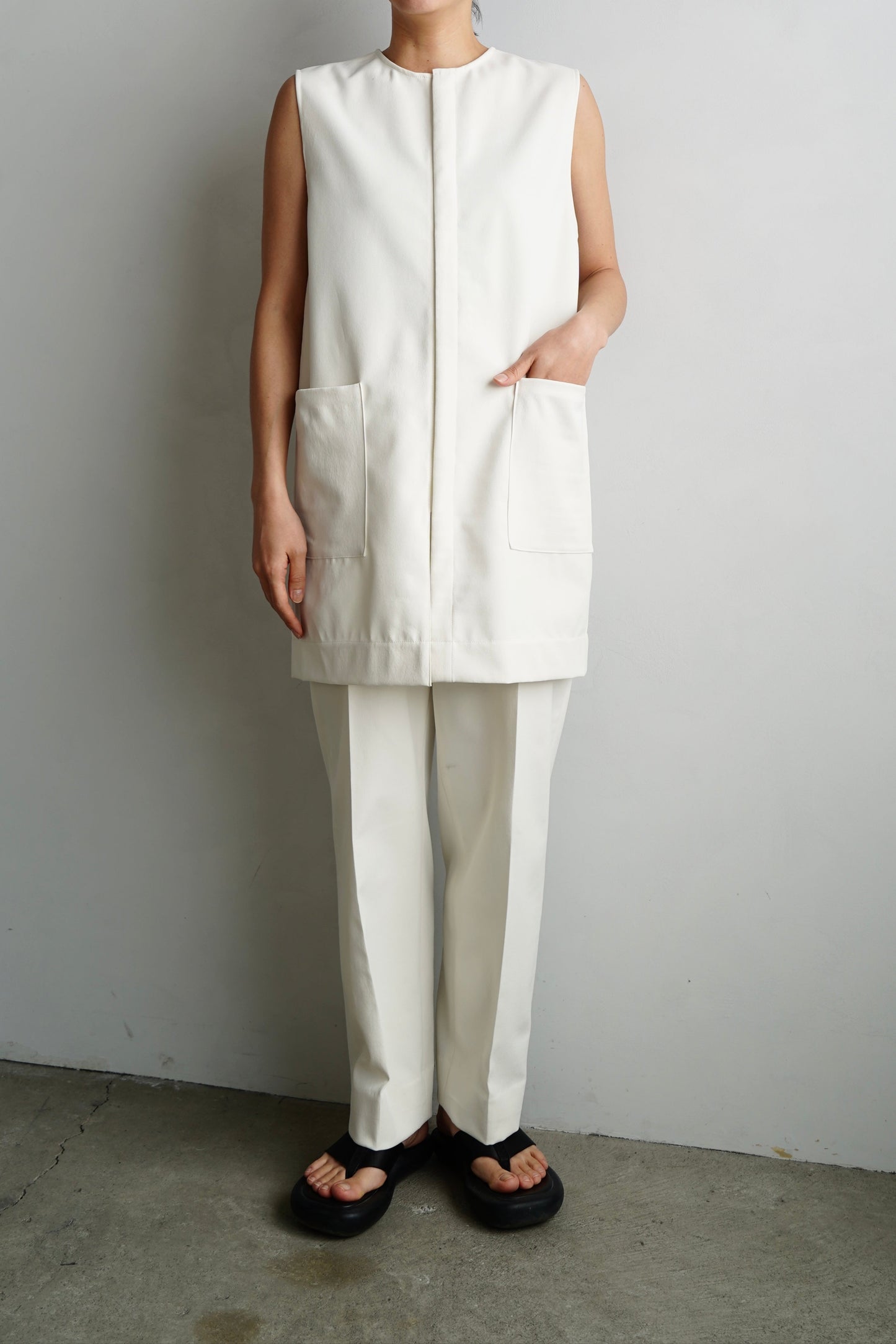 Zip Vest / WHITE -4月中旬発送-