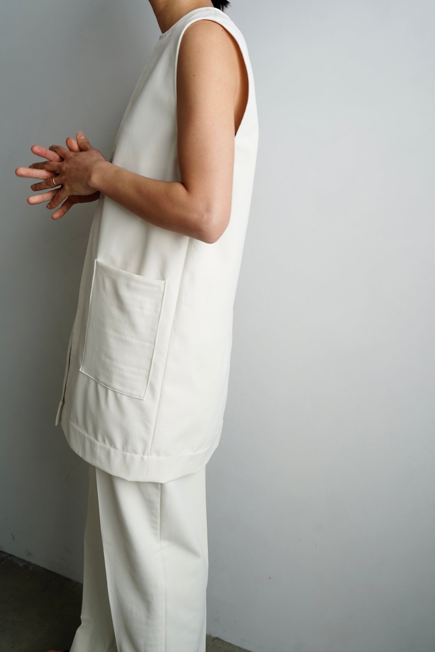 Zip Vest / WHITE -4月中旬発送-