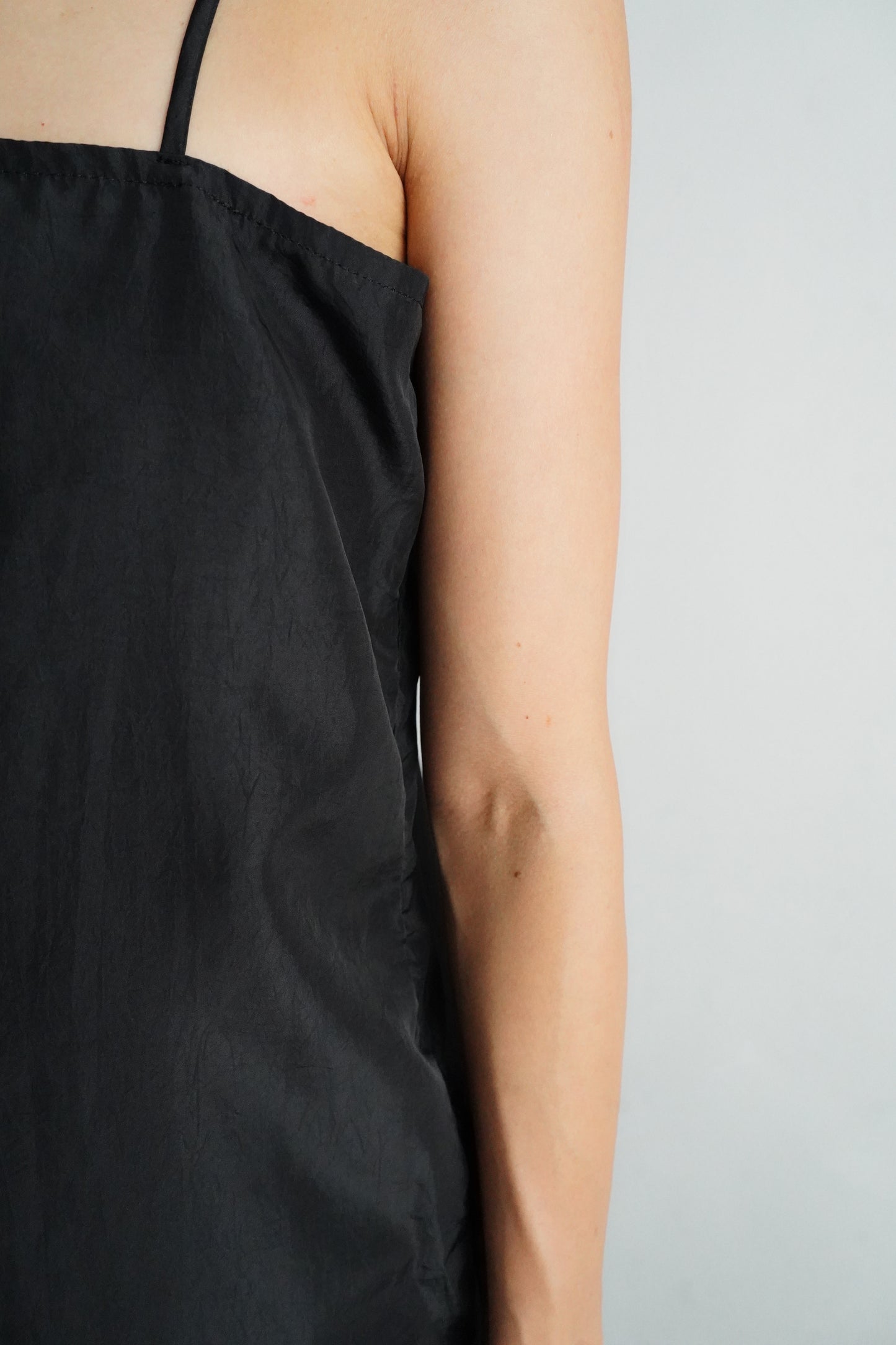 Taffeta Cami Dress / BLACK -9月20-25日発送-