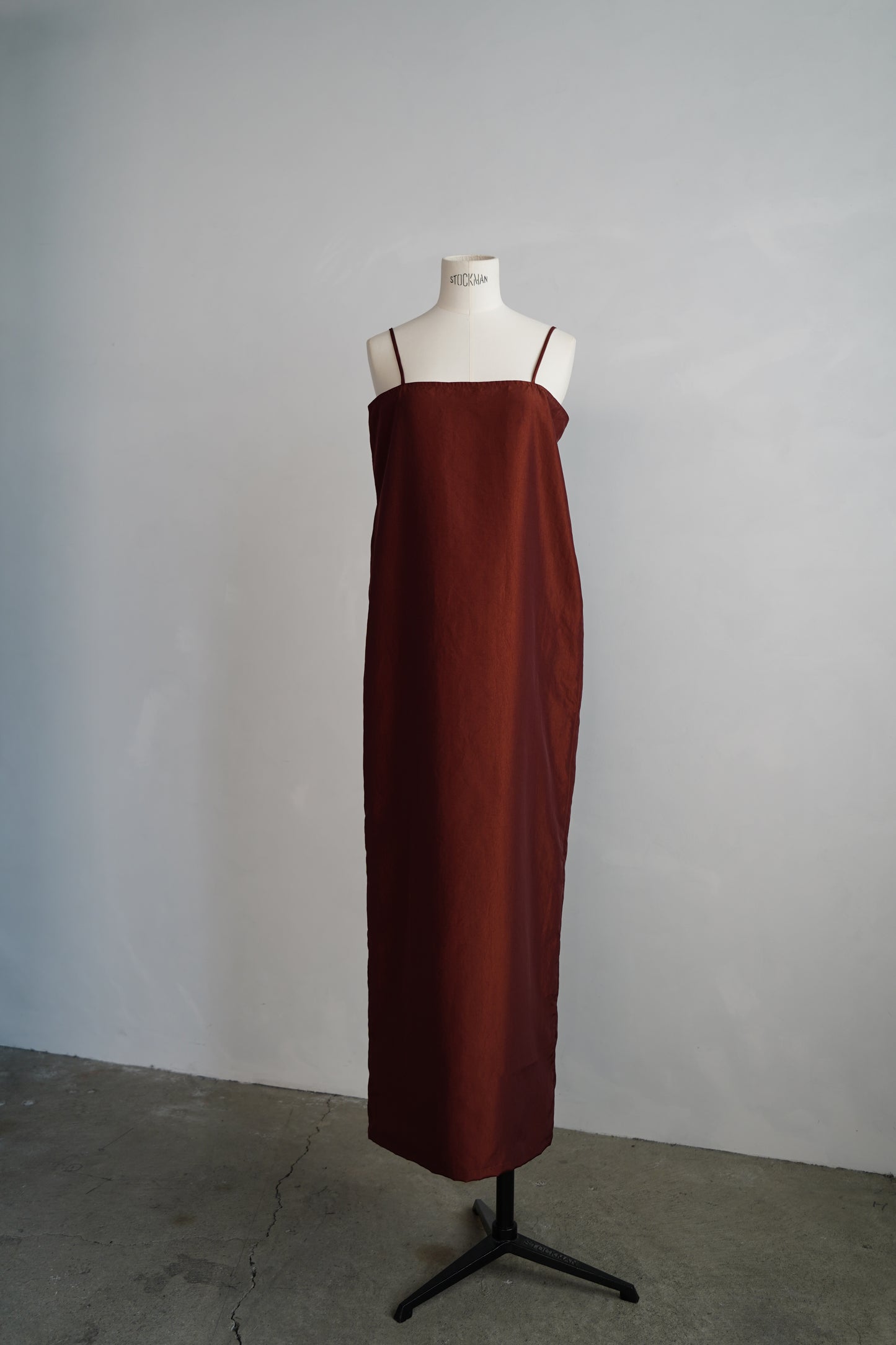 Taffeta Cami Dress / BROWN -9月20-25日発送-