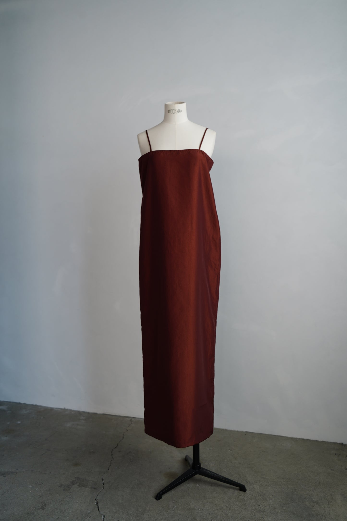Taffeta Cami Dress / BROWN
