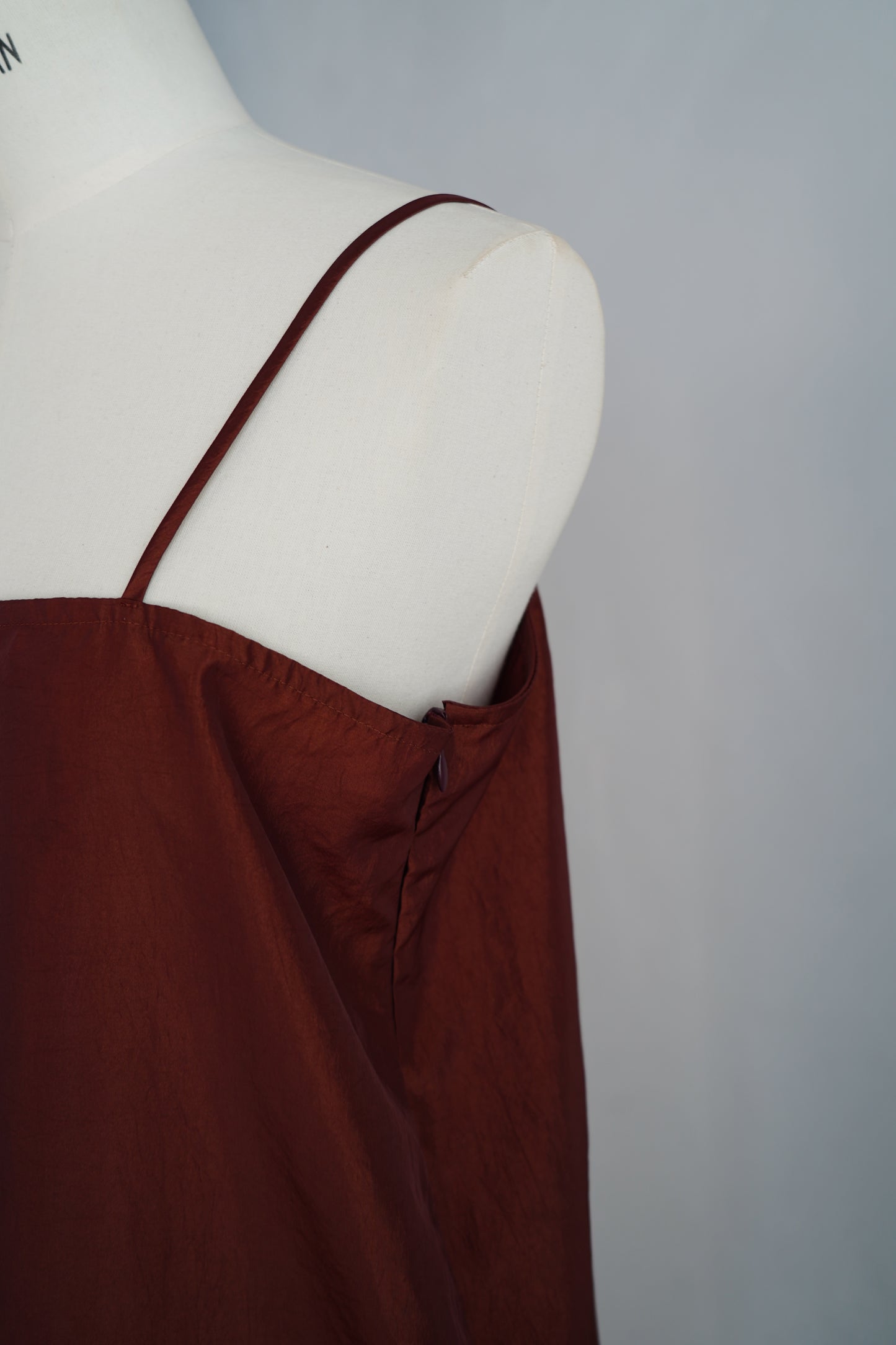 Taffeta Cami Dress / BROWN -9月20-25日発送-