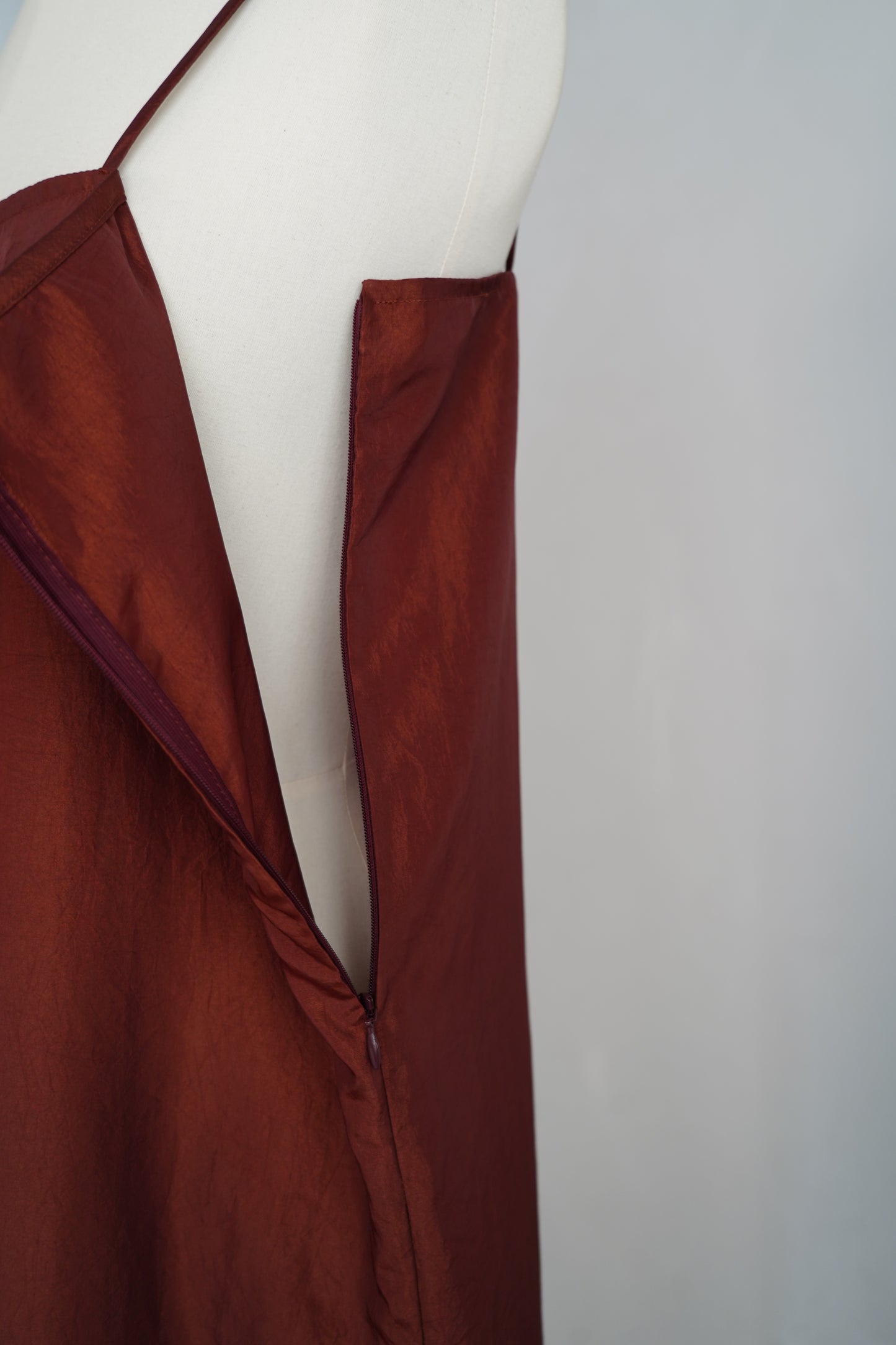 Taffeta Cami Dress / BROWN -9月20-25日発送-