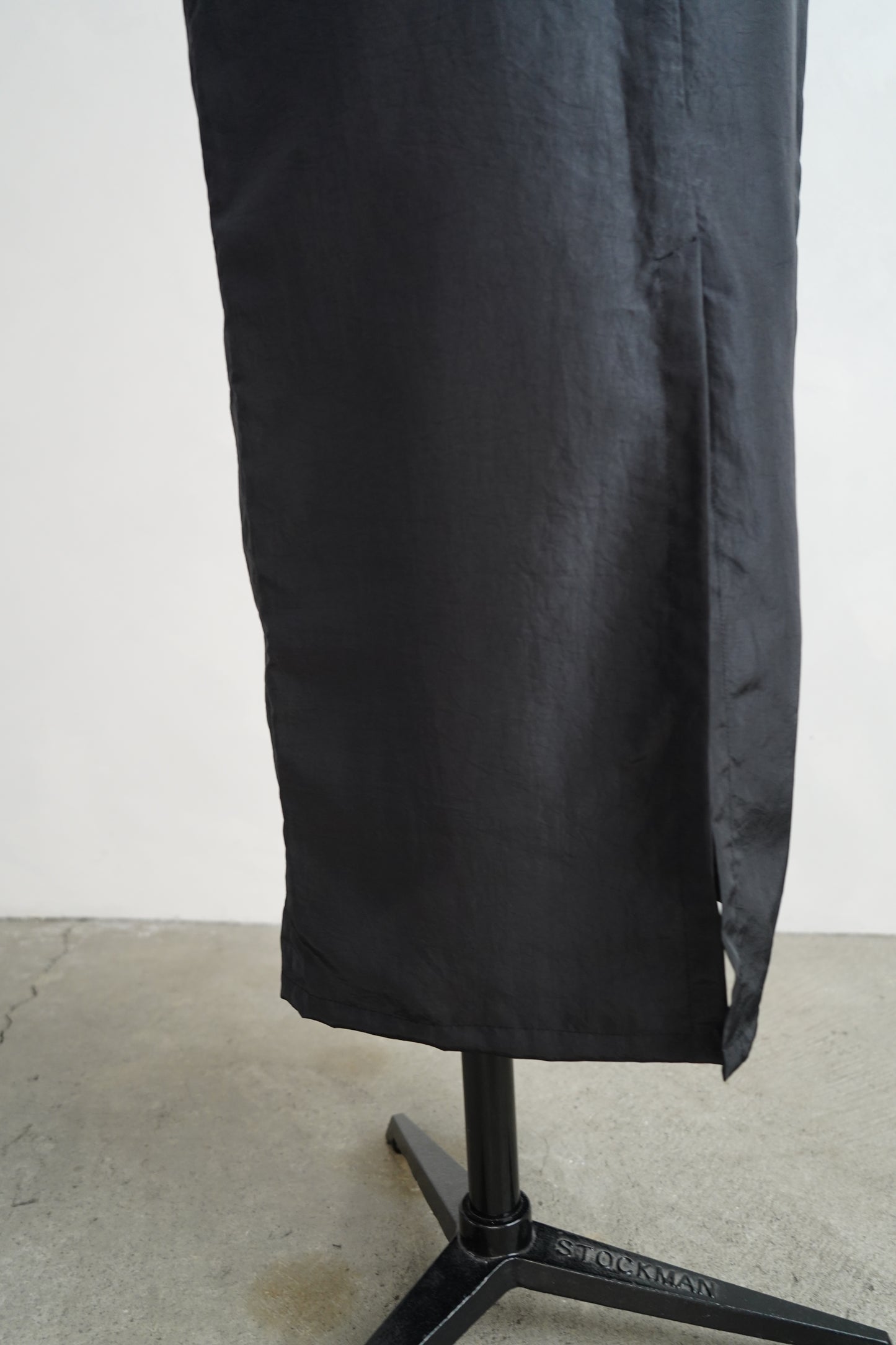 Taffeta Cami Dress / BLACK -9月20-25日発送-