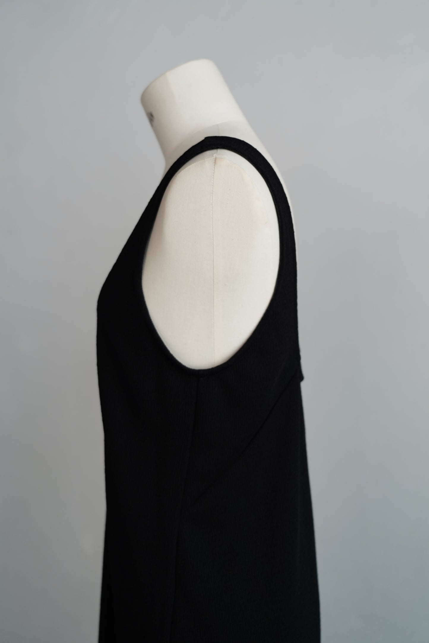 Vneck Jersey Dress / BLACK -9月15-20日発送-