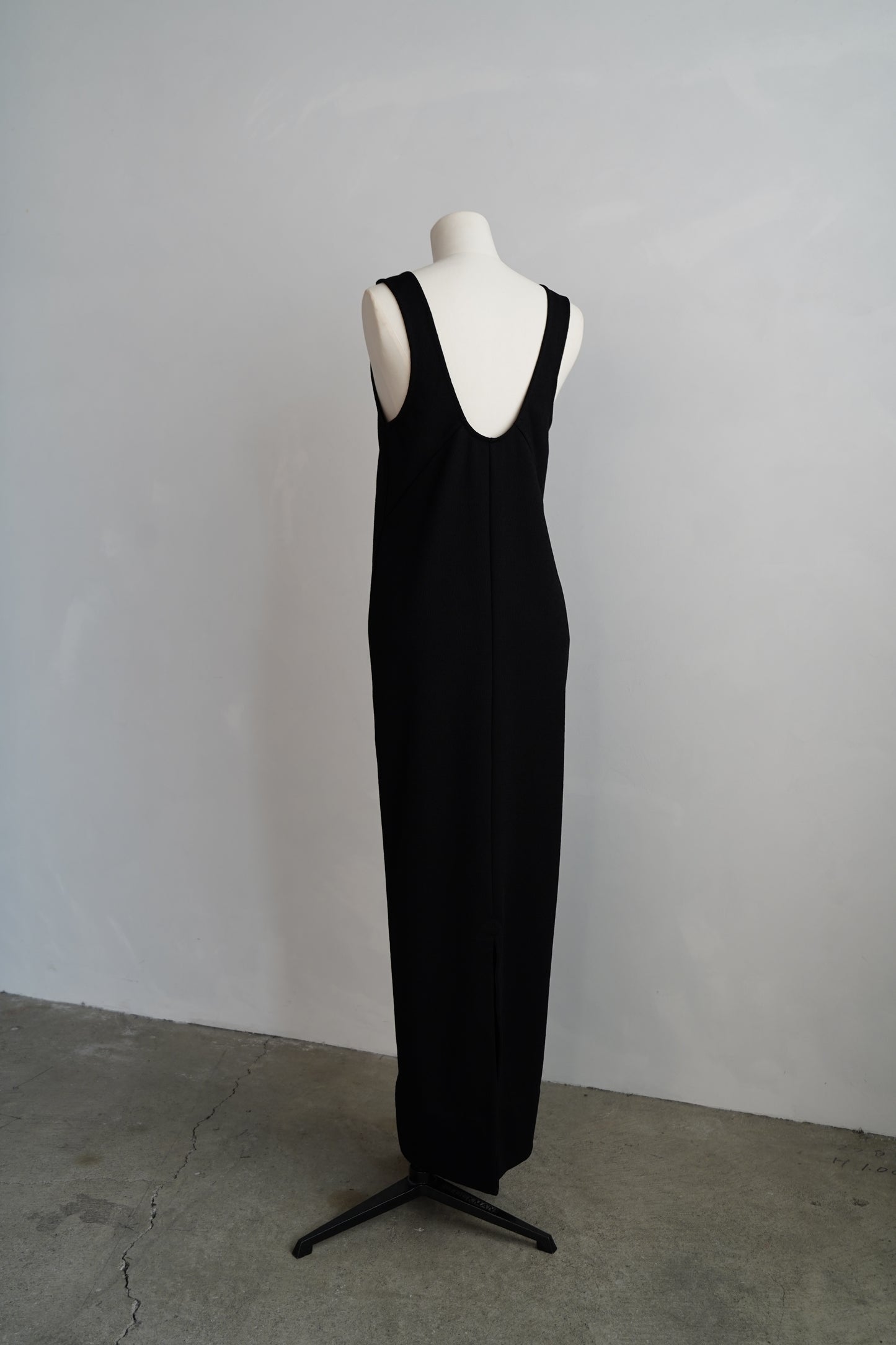 Vneck Jersey Dress / BLACK -9月15-20日発送-