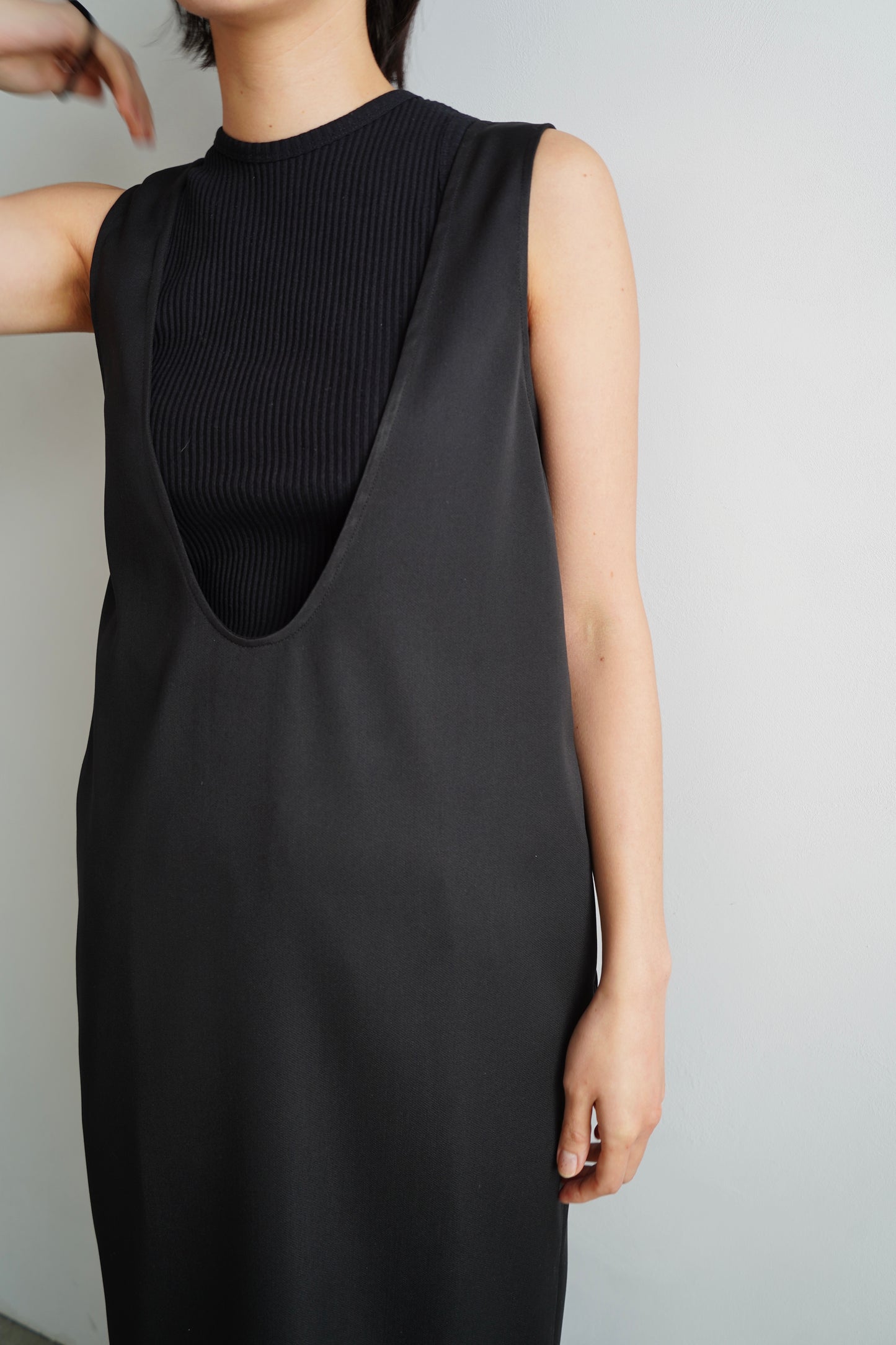 【SAMPLE SALE】Round Onepiece/BLACK(162㎝丈)