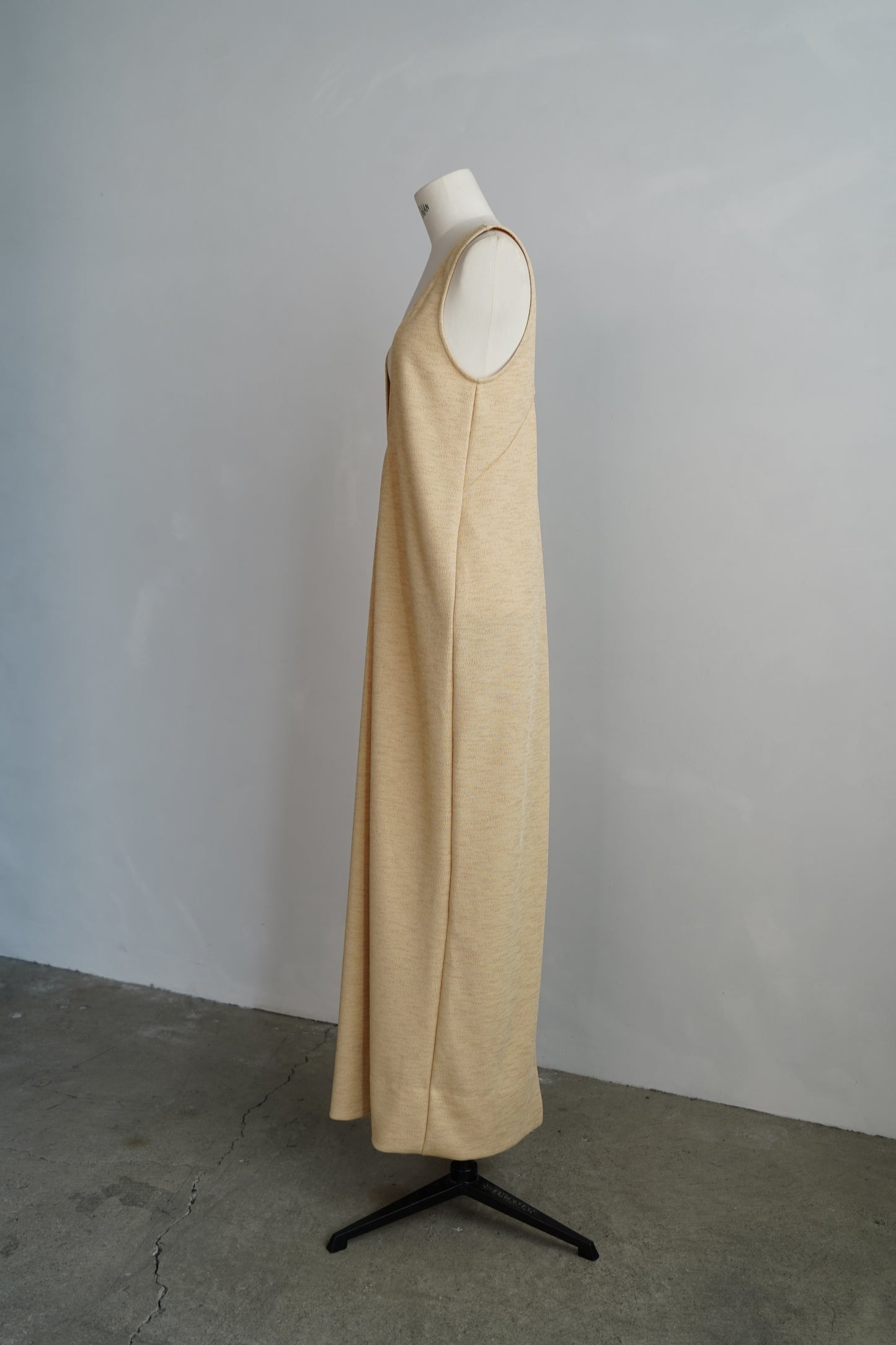Vneck Jersey Dress / BAMBOO -9月15-20日発送-