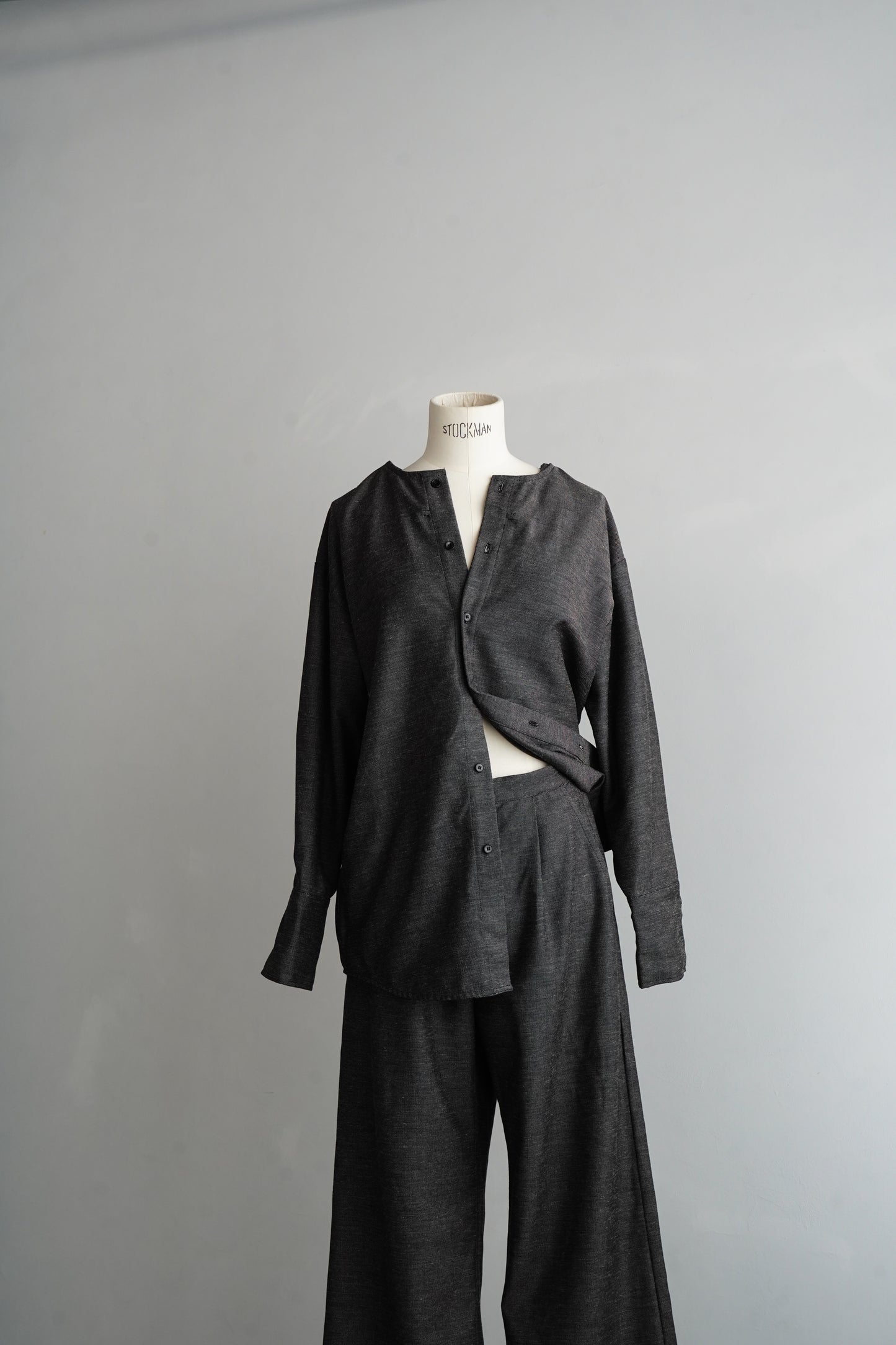 Nocollar Strap Shirts / GRAY -9月20−25日発送-