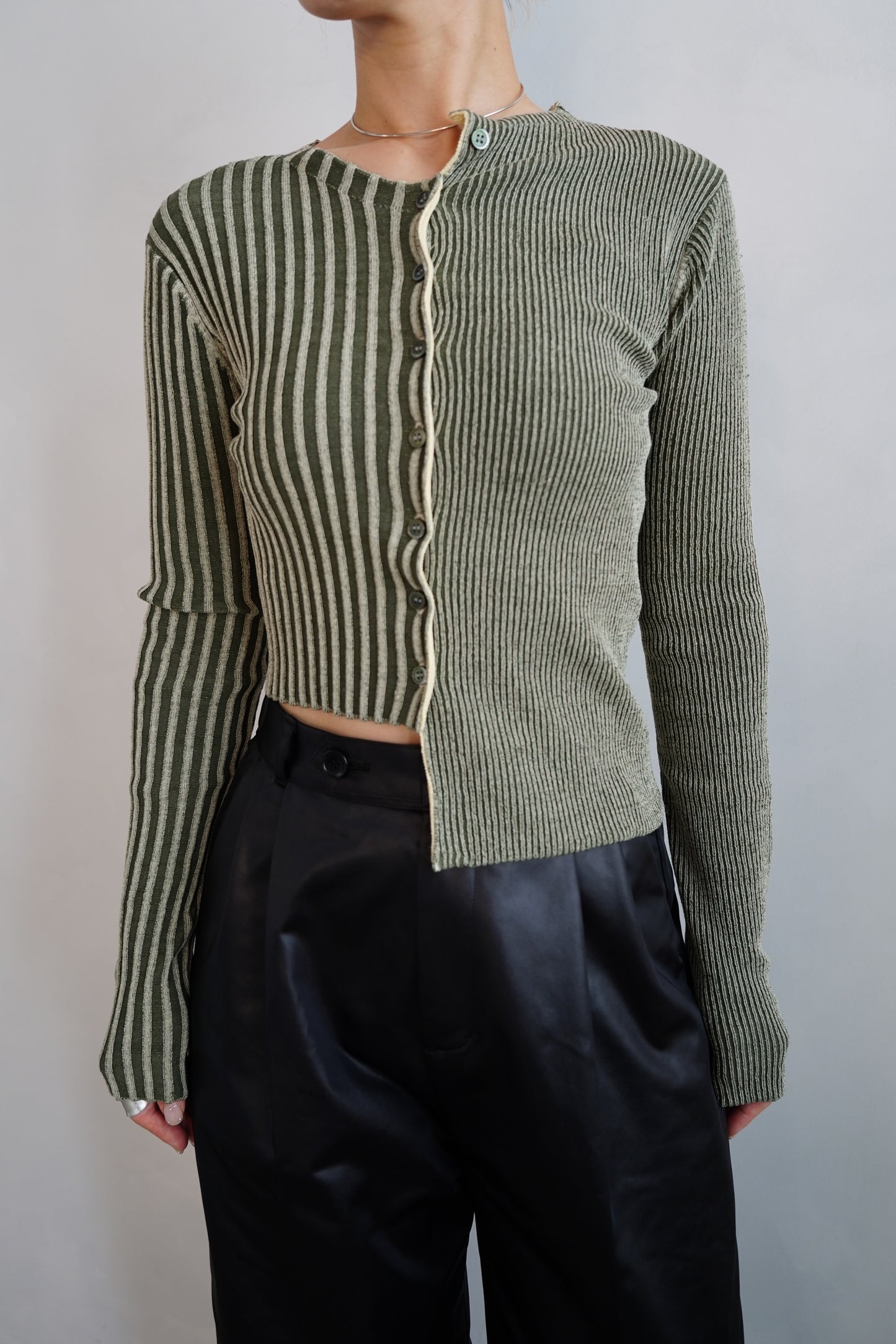 【Restock】Two-Tone Knit Cardigan / KHAKIYEL -11月25-30日発送-