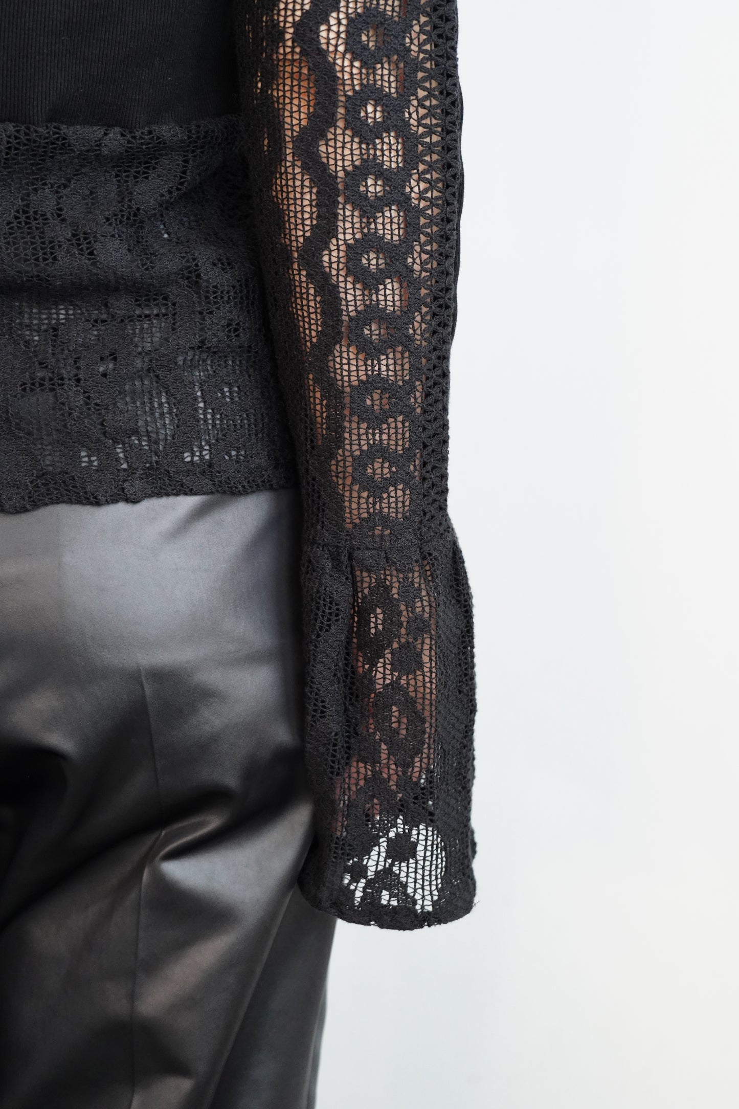 Lace cardigan / BLACK -10月10-15日発送-