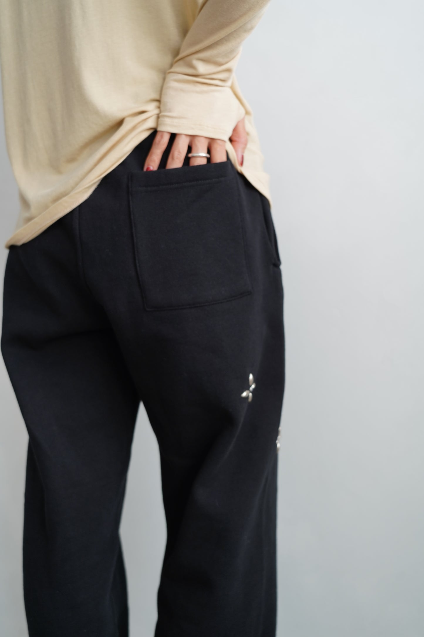 Bijou Sweat Pants / BLACK -11月22日発送-