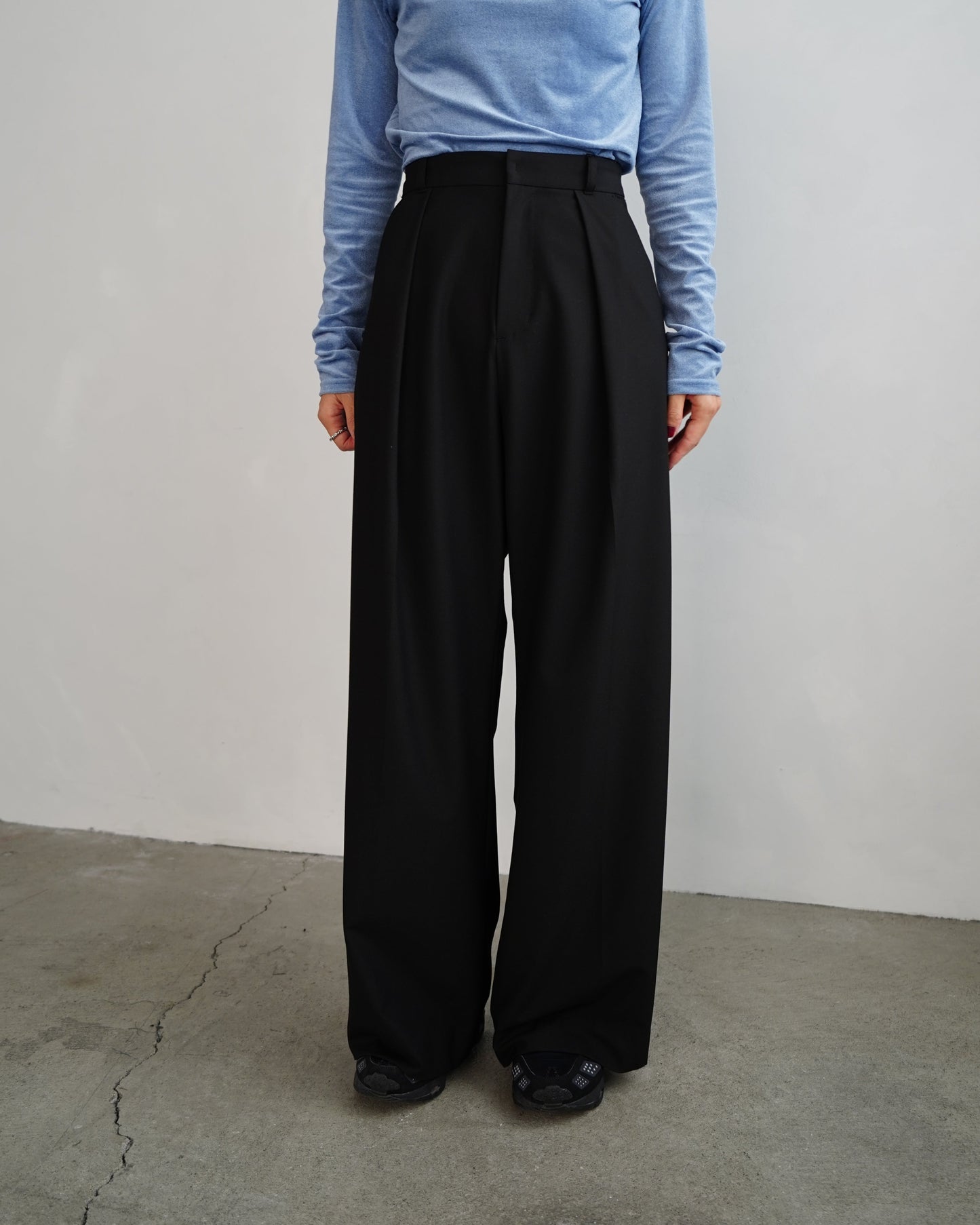 Wide Straight Pants / BLACK -10月17日発送-