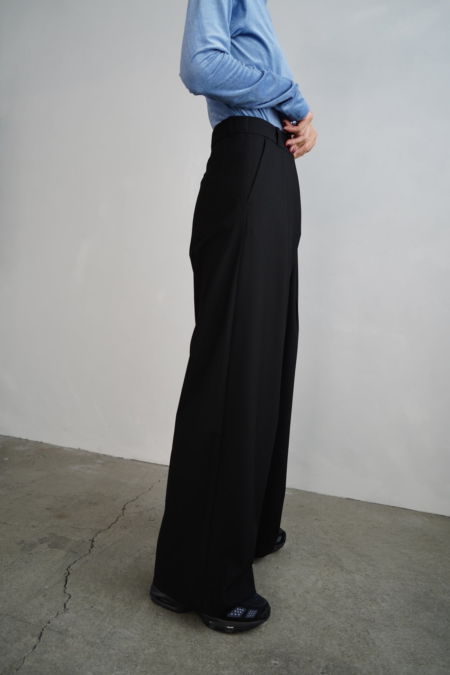 Wide Straight Pants / BLACK -10月17日発送-