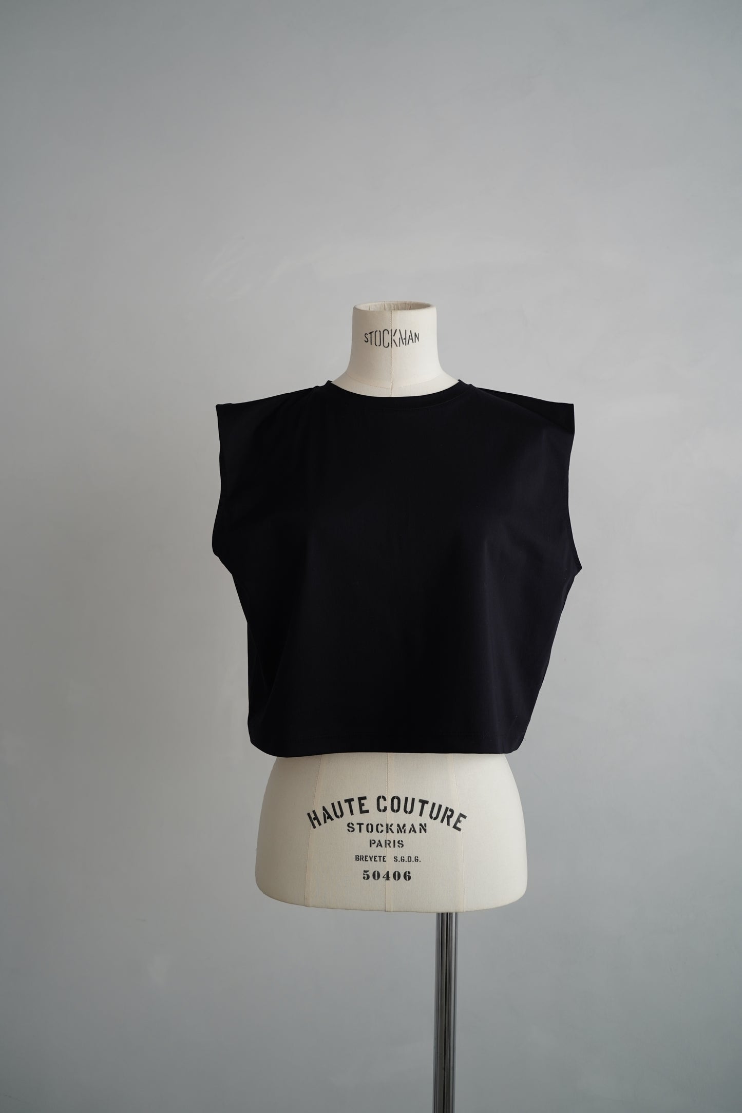 Nosleeve Short Top / BLACK -6月25-30日発送-