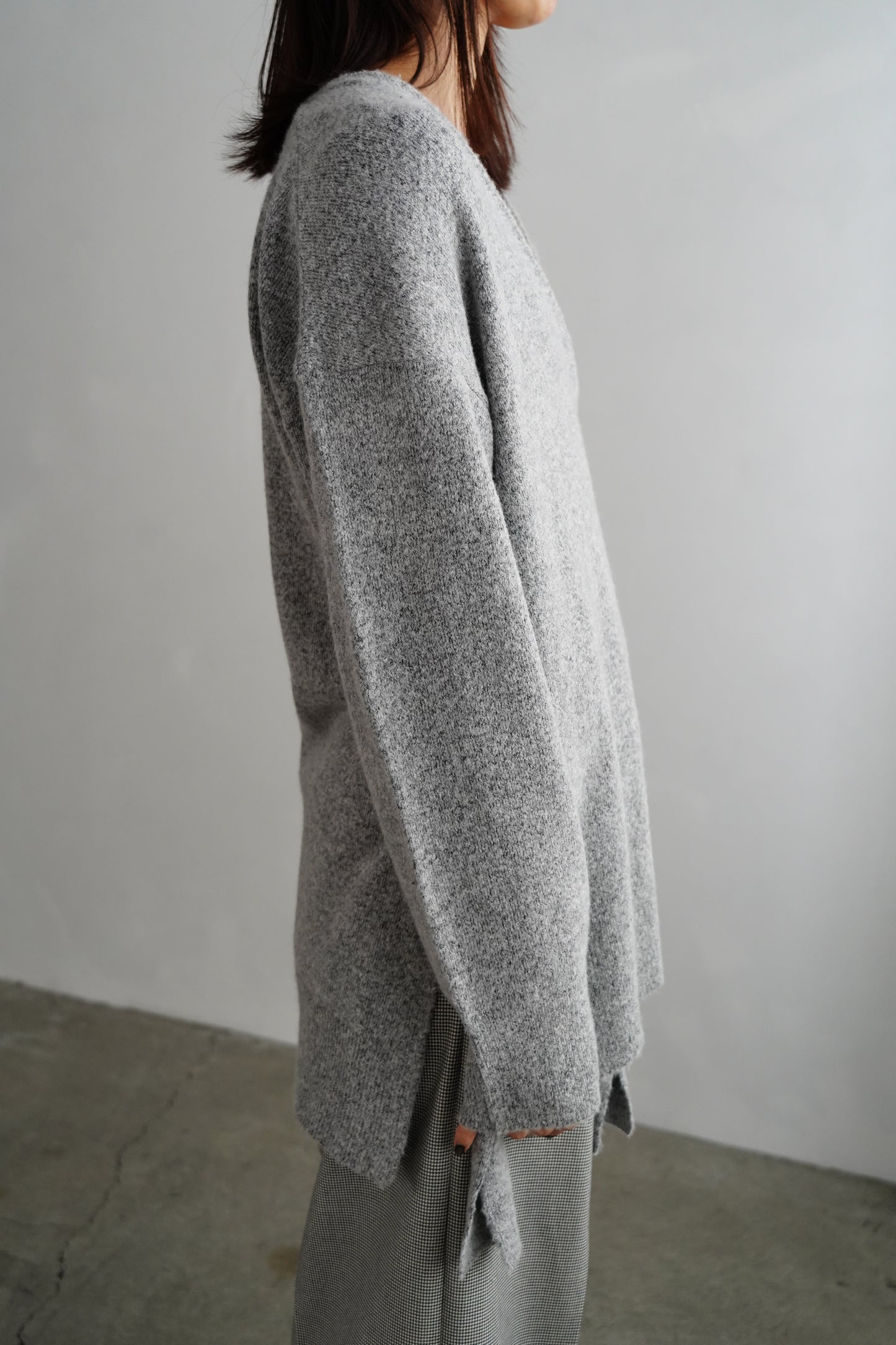 Cachecoeur Knit Cardigan / GRAY