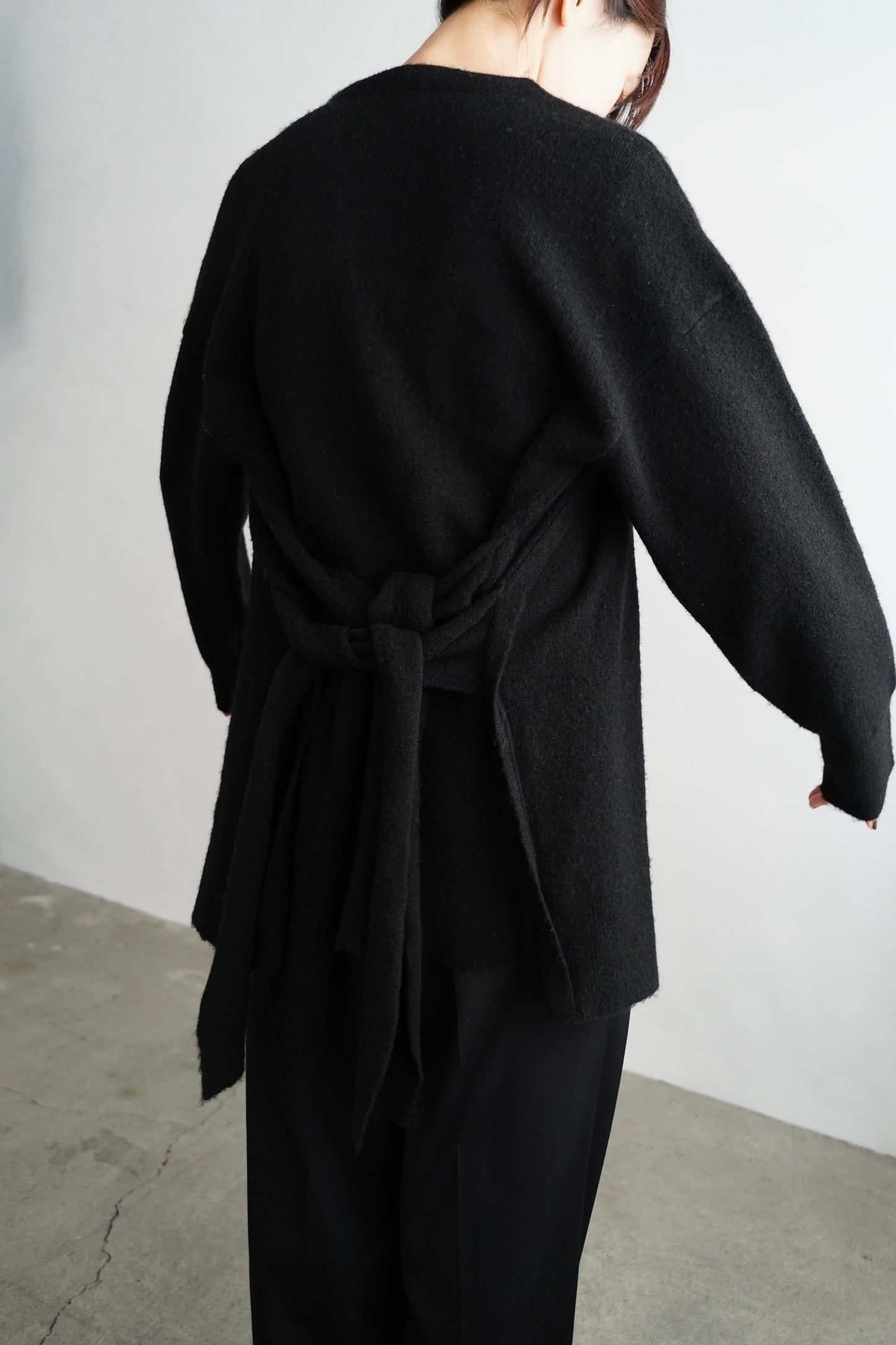 Cachecoeur Knit Cardigan / BLACK
