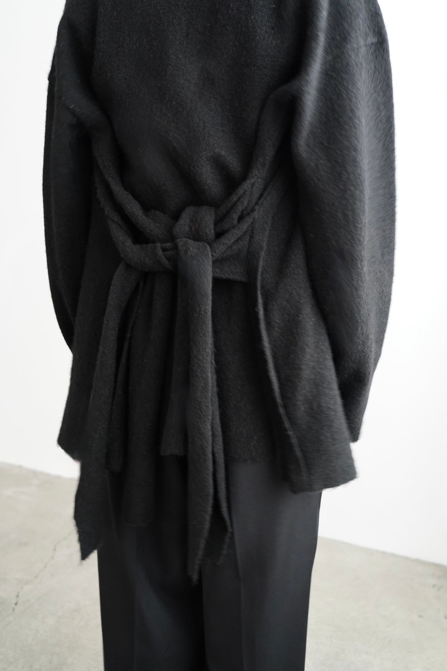 Cachecoeur Knit Cardigan / BLACK