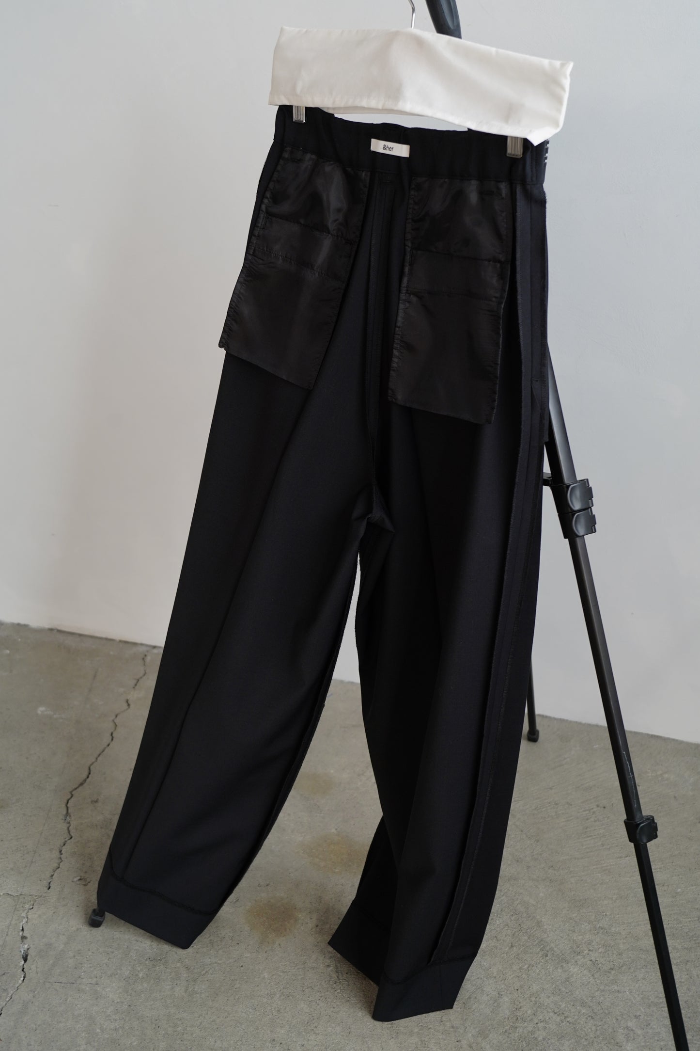 Thin Tack Pants / BLACK /38size only
